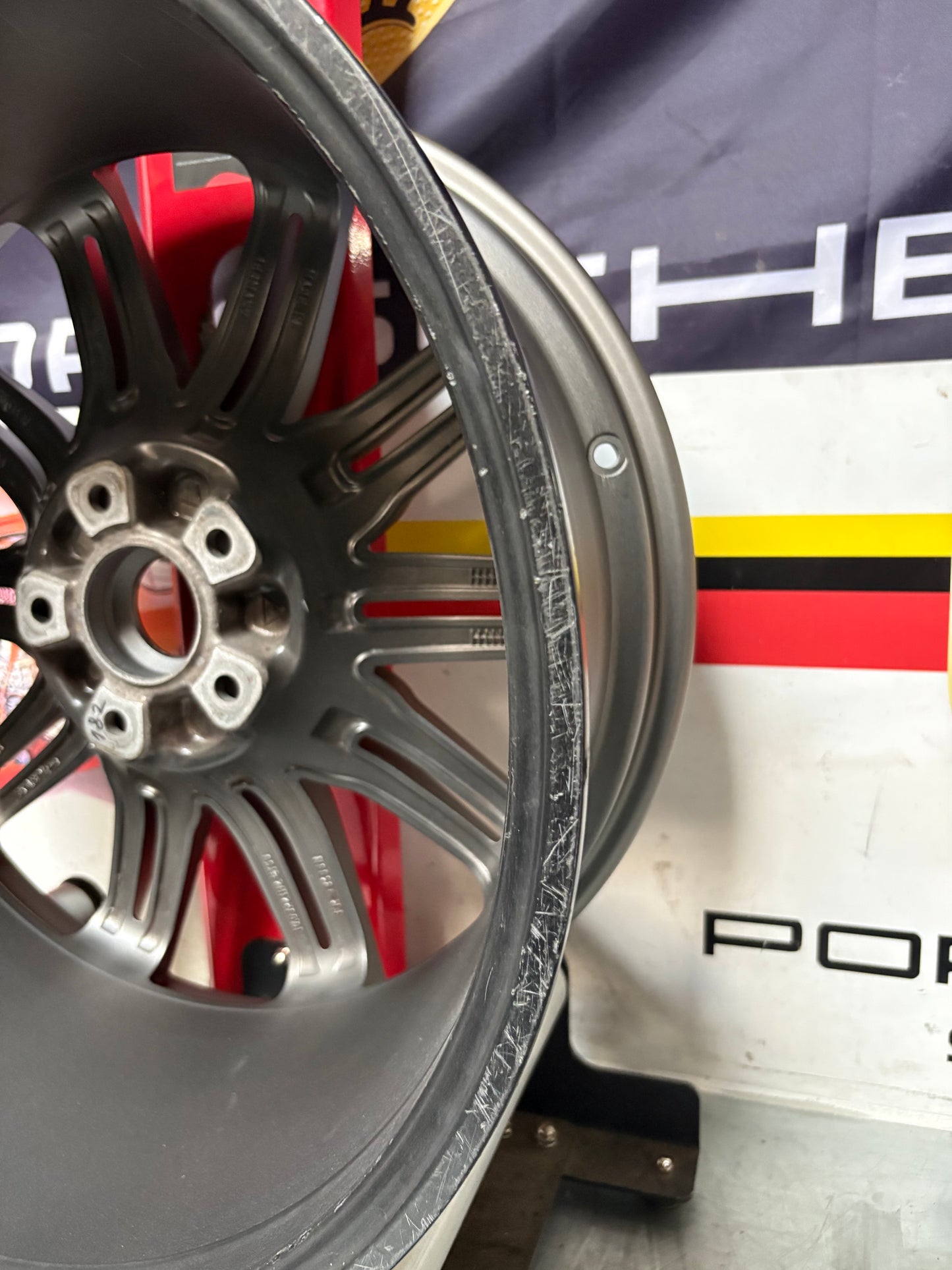 Porsche Cayenne 92A 7P5601025BF wheel, 10Jx21” ET50, used immaculate condition