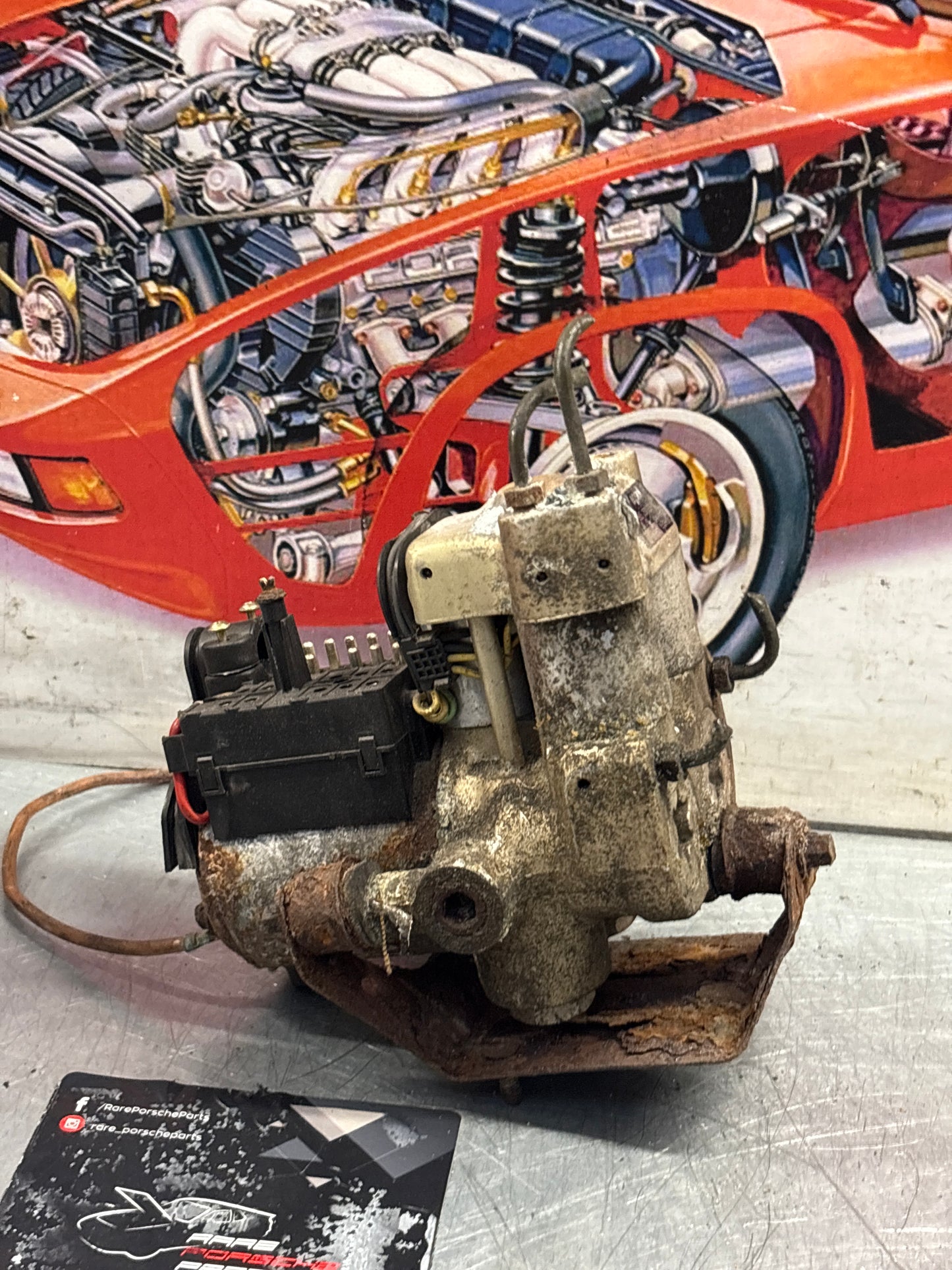 Porsche 944 Turbo Bosch ABS pump, used 0265200038 / 95135511301