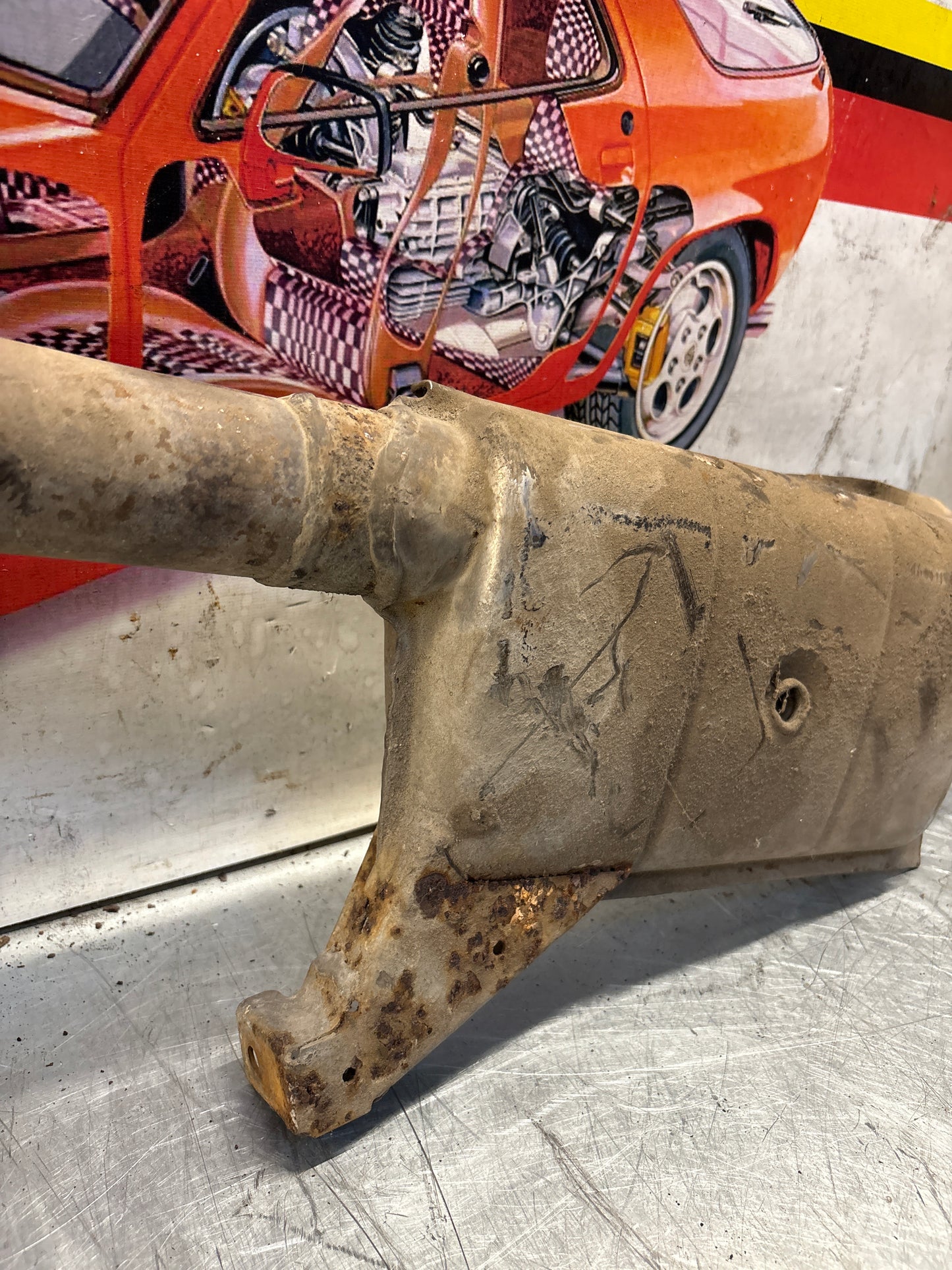 Porsche 928 S4 right middle silencer, used 92811109403