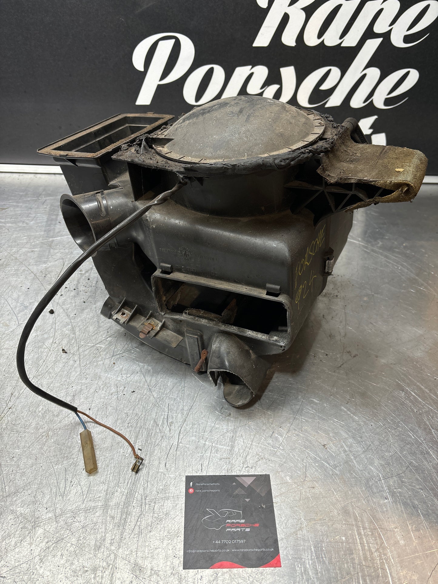 Porsche 924 76-79 heater blower fan assembly, complete with fan 321819096 321819088 used