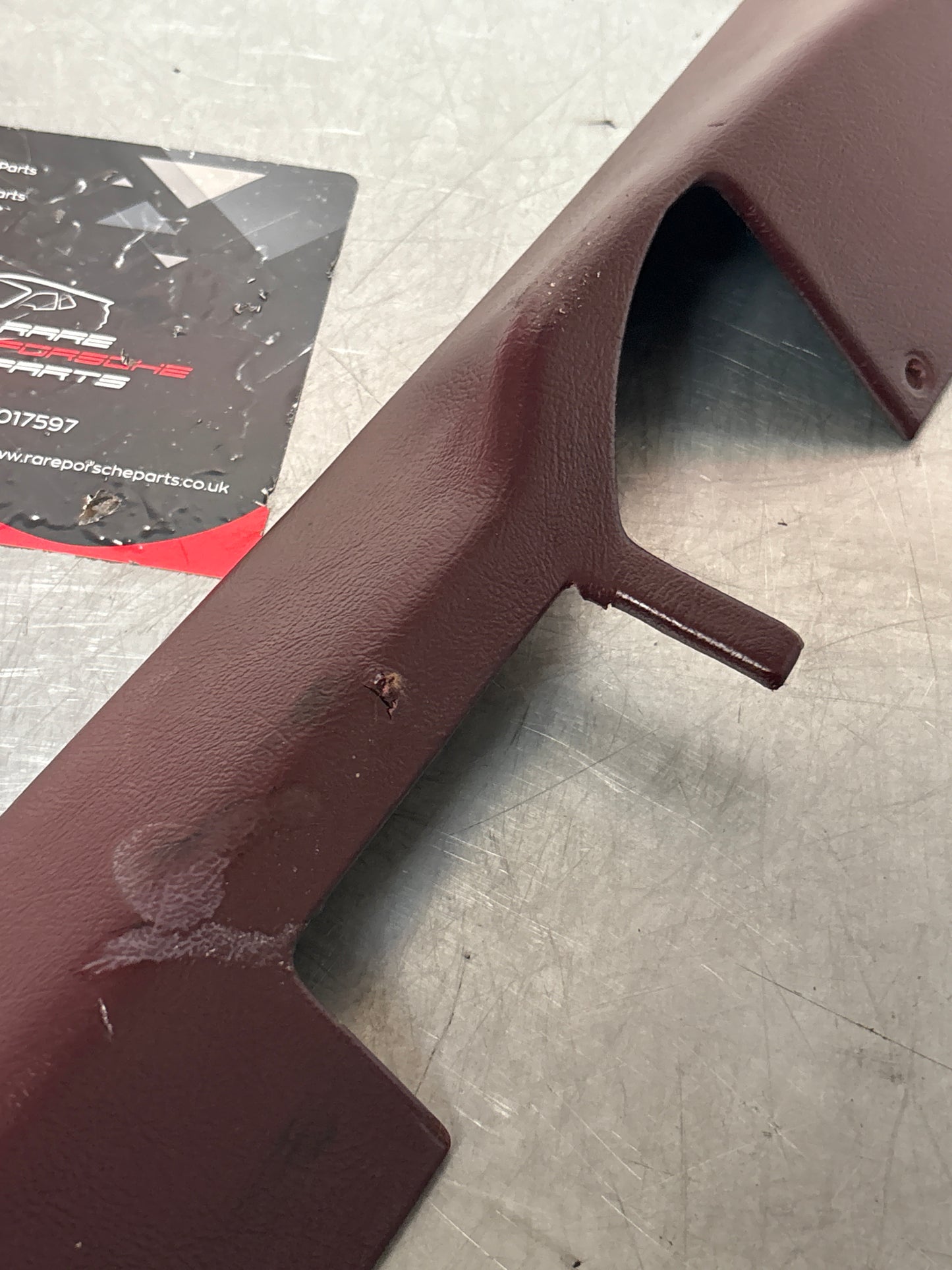 Porsche 928 tailgate interior trim, used, burgundy 92855504705