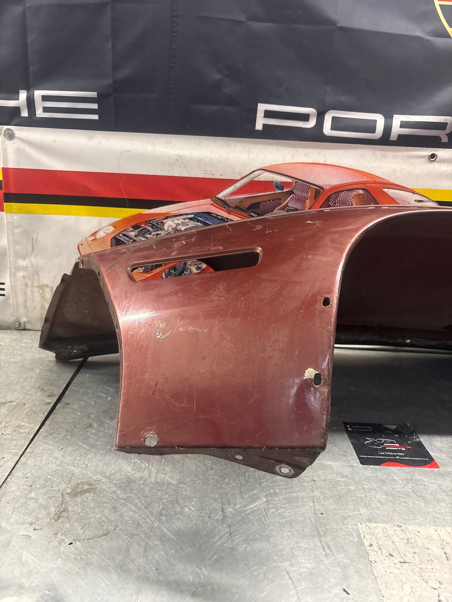 Porsche 928 -87 front left wing, 92850301103 used
