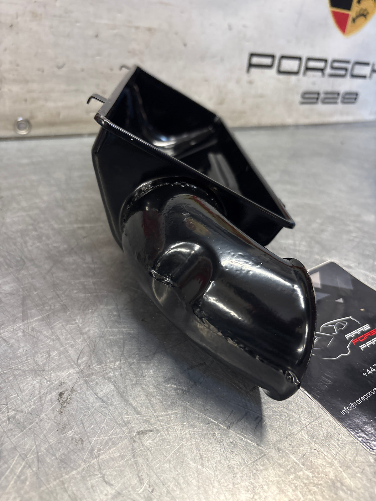 Porsche 924 turbo air box filter housing lower 93111002103, refurbished