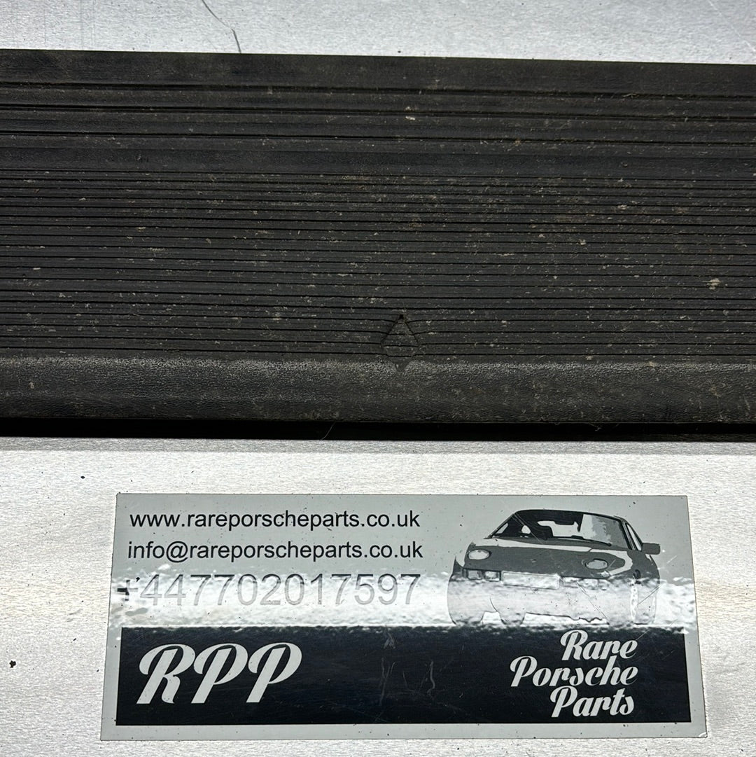 Porsche 924 Turbo Sill Trim, cover left Used, early type