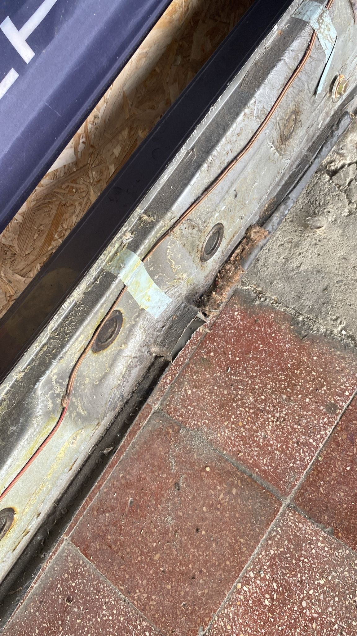 Porsche 944 Right side cut, rear fender with sill 94450390403, 94450361200