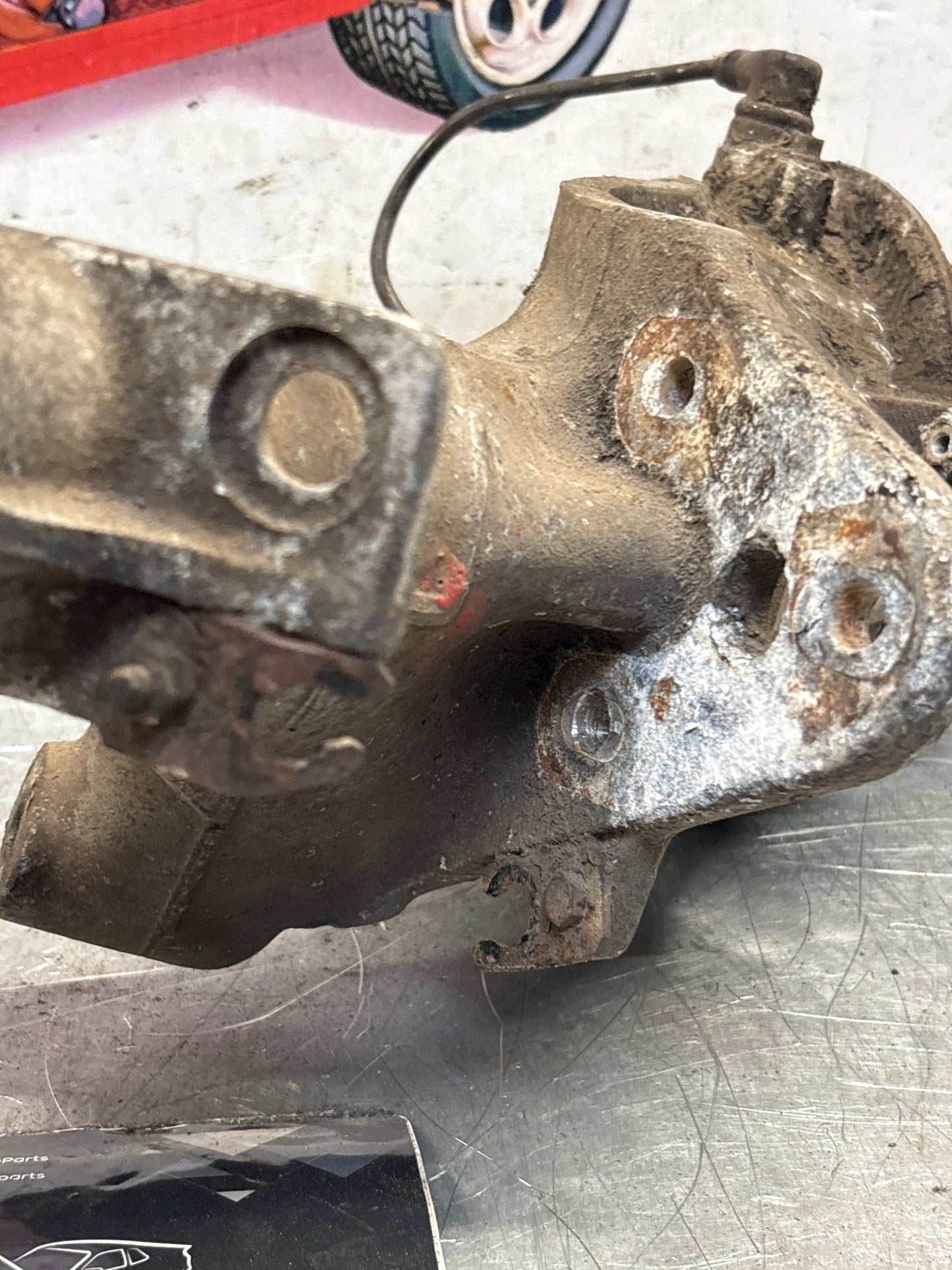 Porsche 944 alloy rear left trailing arm, used 95133151305 / 9513315134R used, with hubs