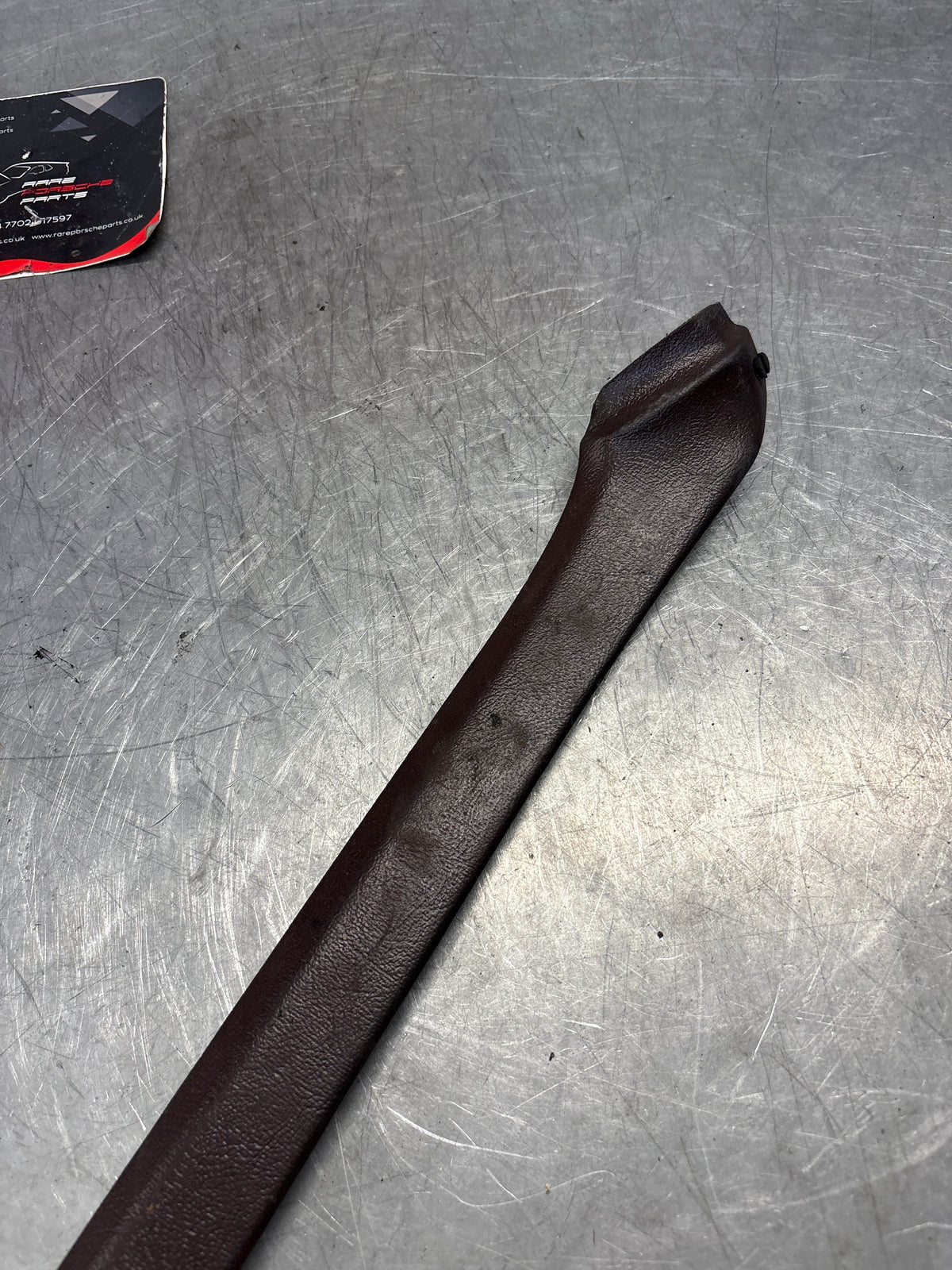 Porsche 928 tailgate trim, right, off side, burgundy, 92855503802, used