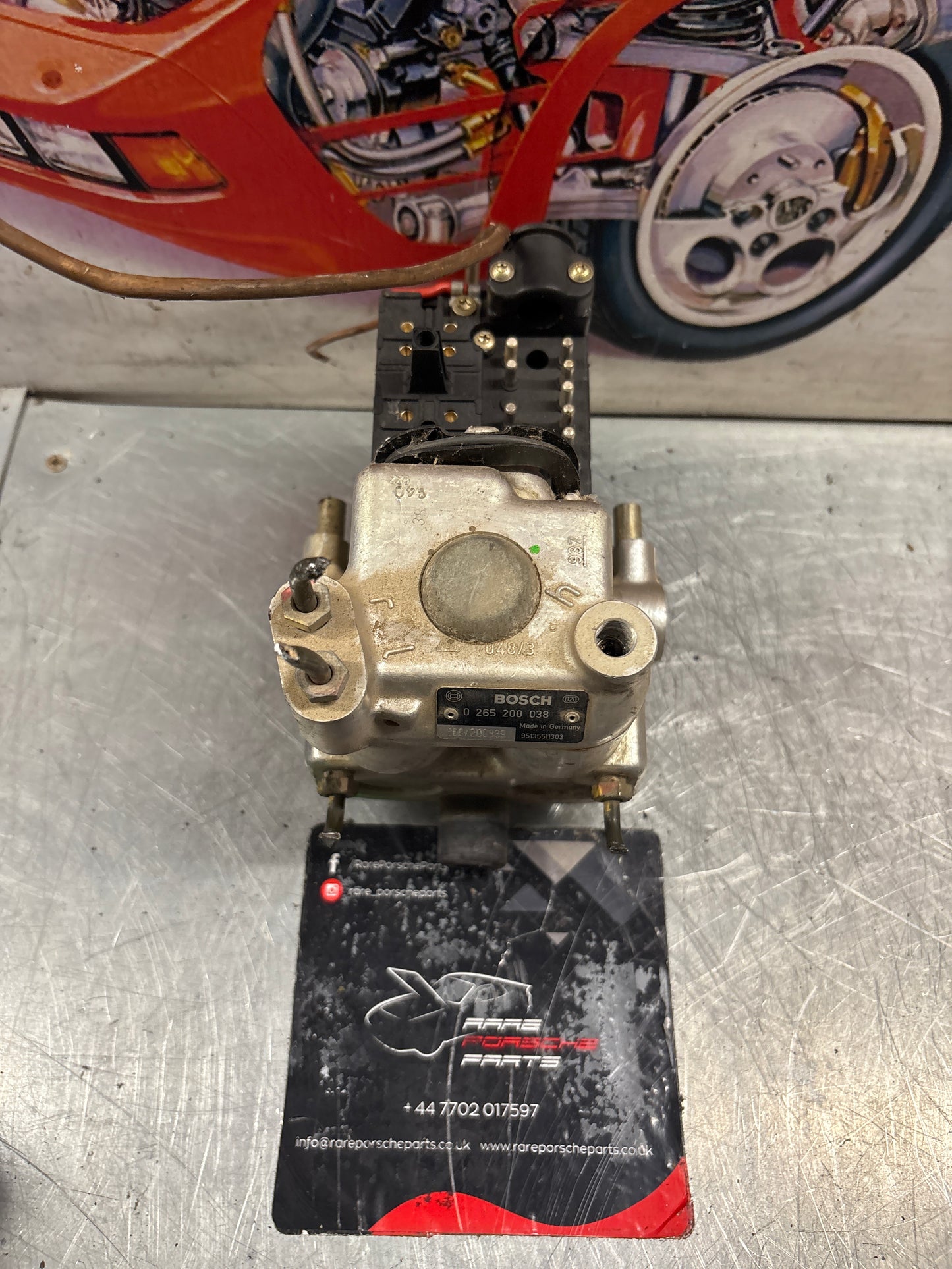 Porsche 944 Turbo Bosch ABS pump, used 0265200038 / 95135511303