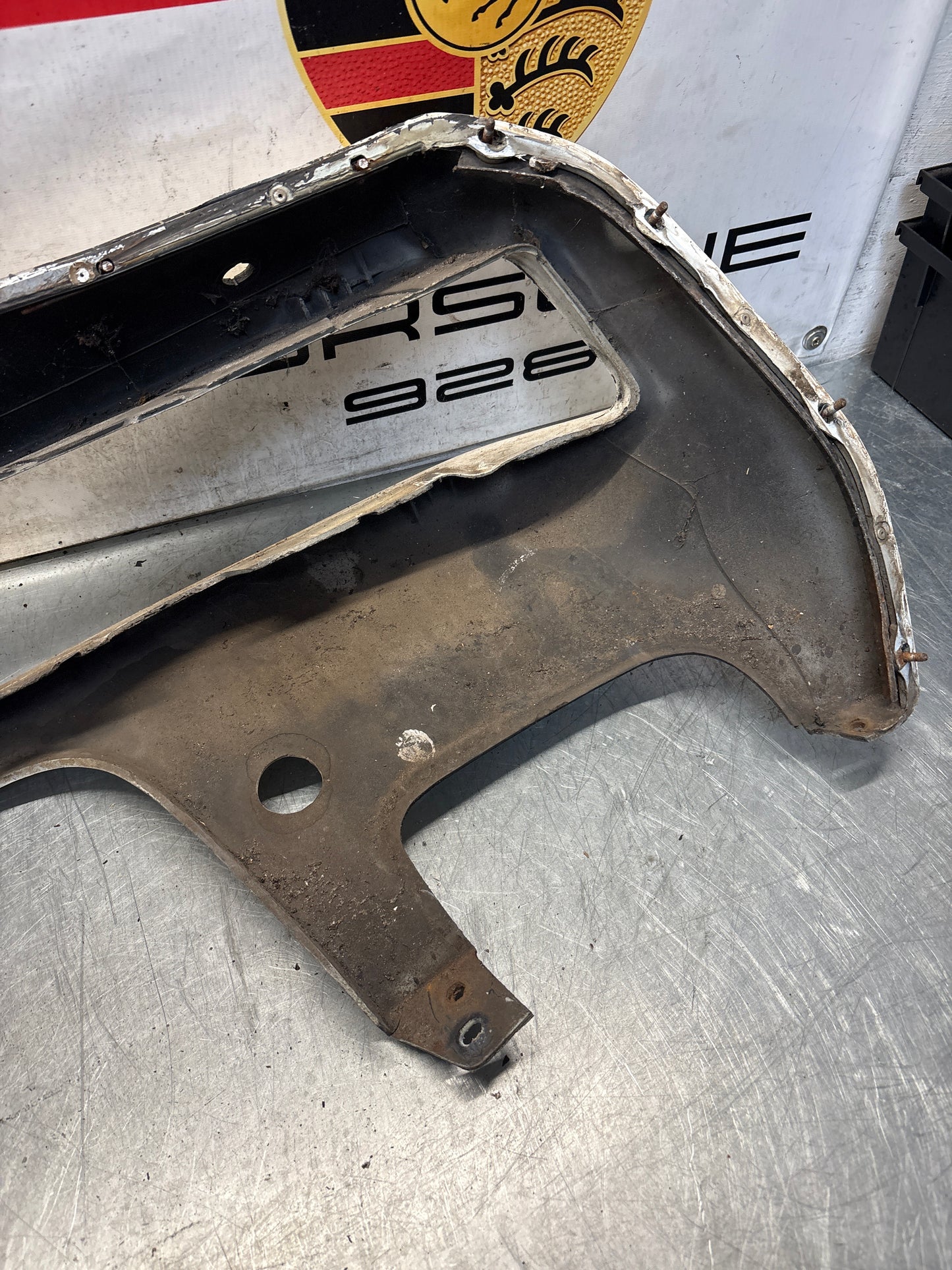 Porsche 928 front bumper cover panel, used 92850501306