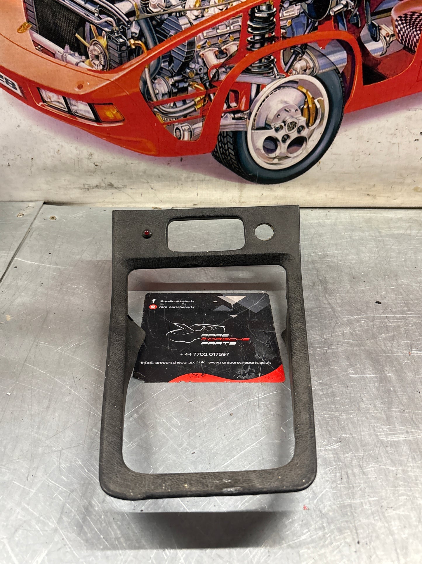 Porsche 928 Centre Console Gear Stick Surround Trim 92855204708 Black used