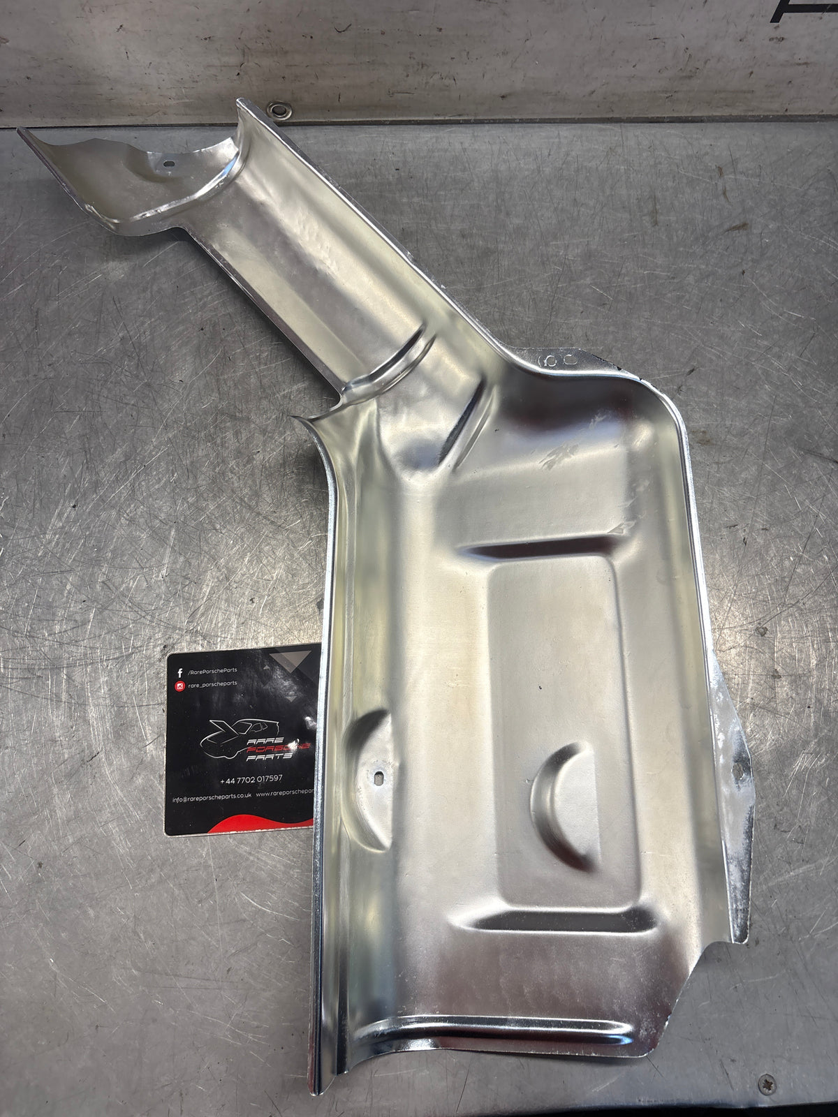 Porsche 928 80-82 heat shield protection plate, refurbished 92850493104