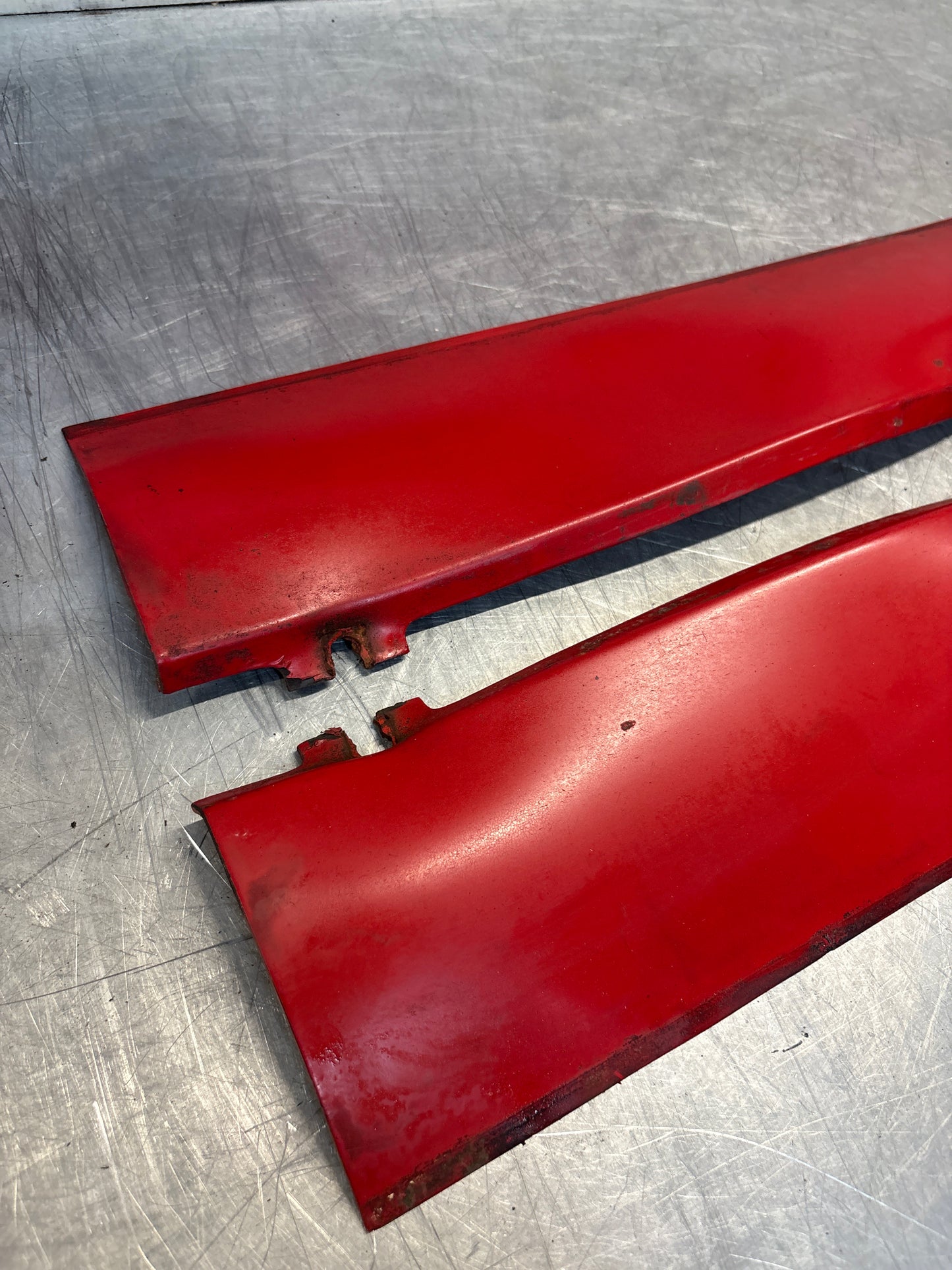 Porsche 924 Carrera GT pair of side skirt trim, for spares or repair 93755902700 / 93755902800