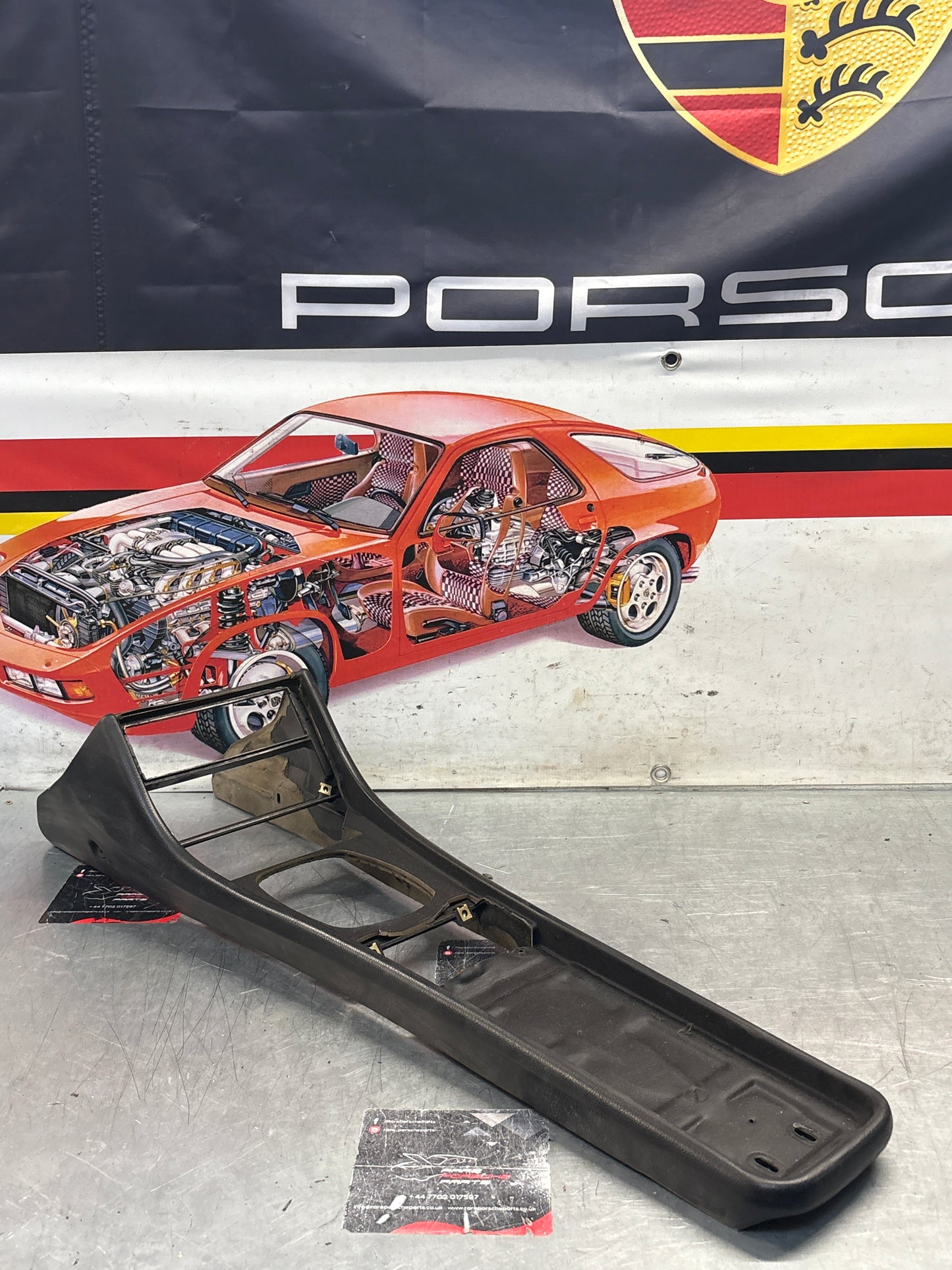 Porsche 944 centre console black 94455205100 used