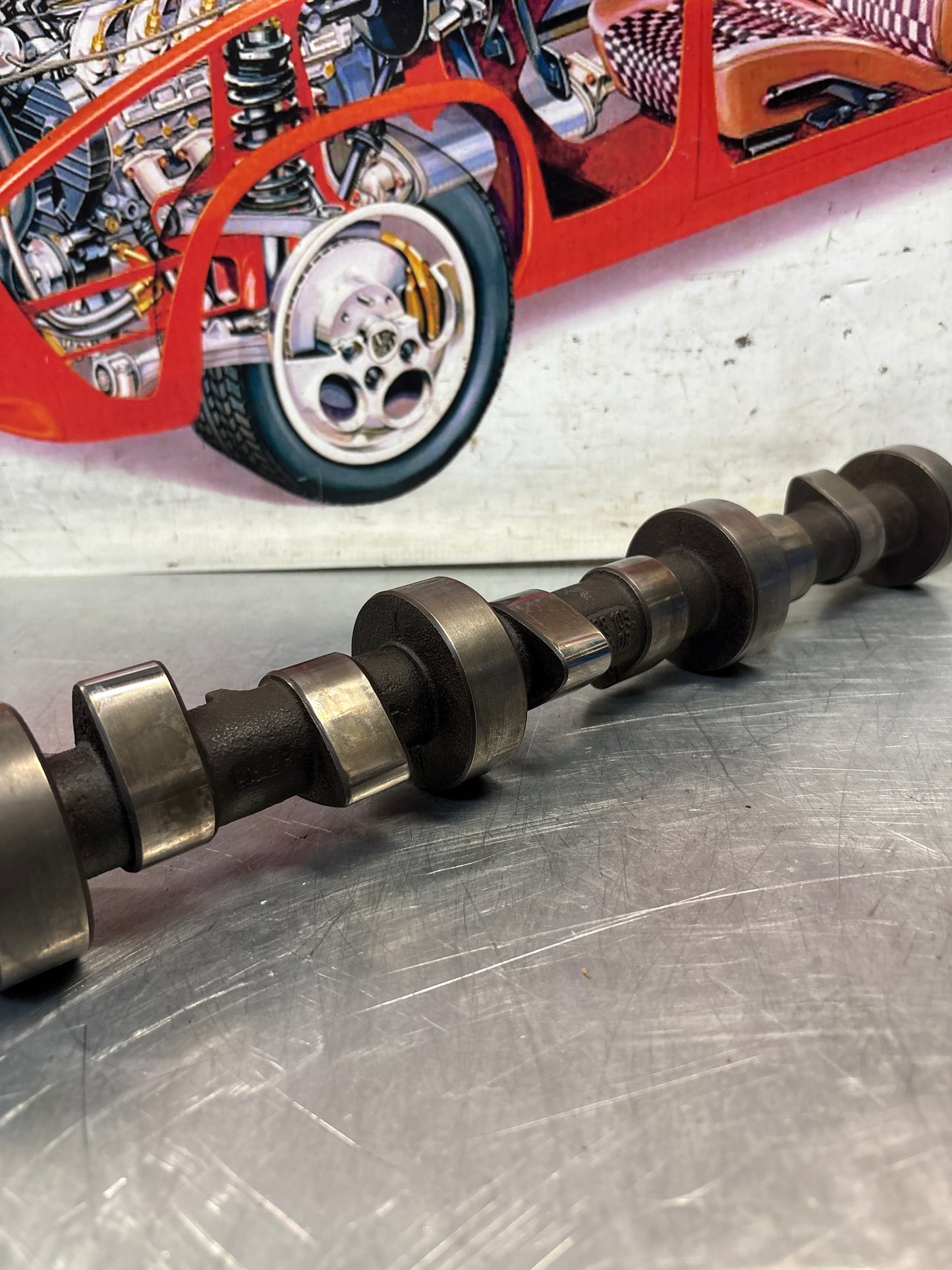 Porsche 928 cam shaft, for spares or repair 9281051880R