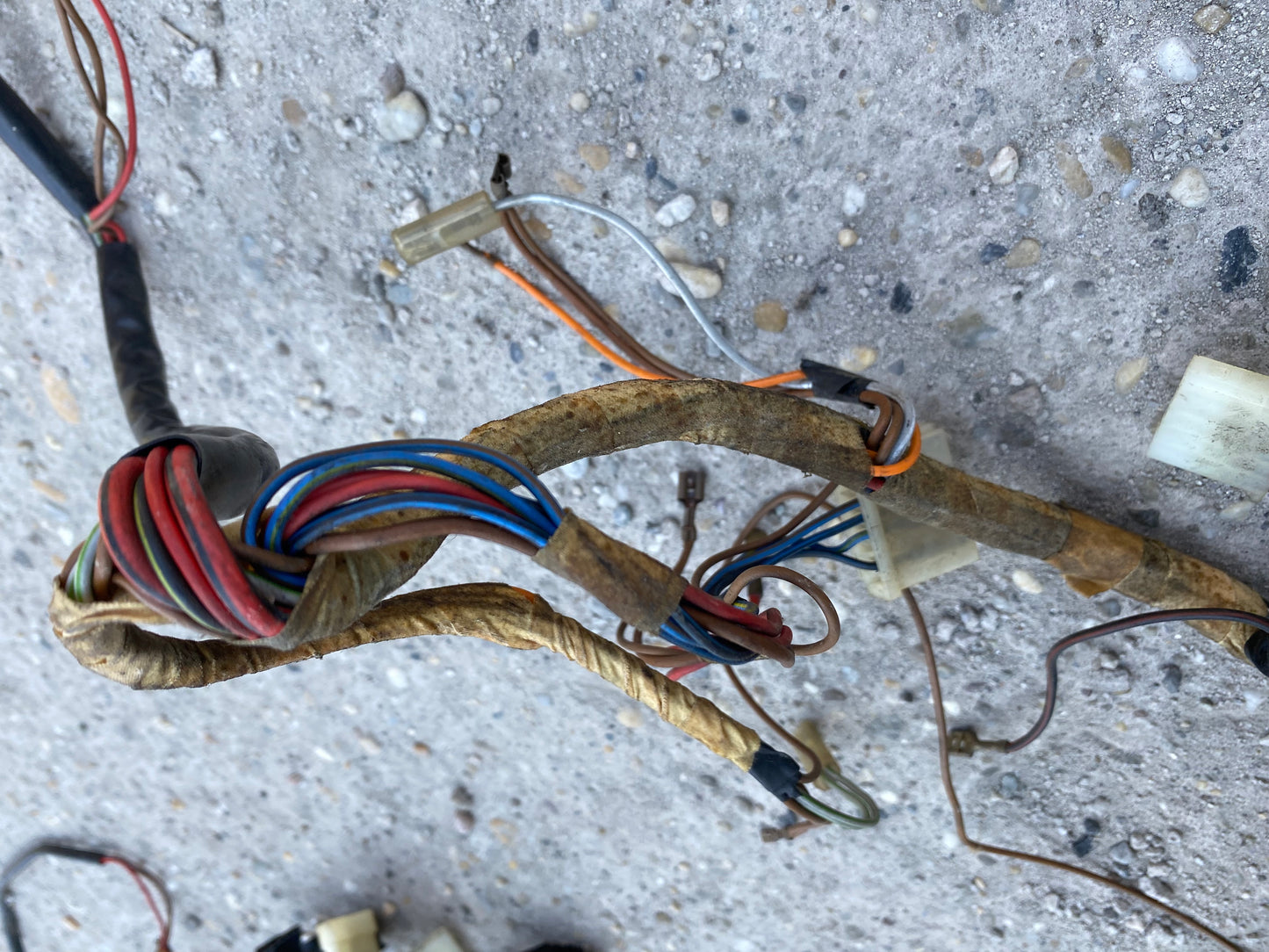 Porsche 924 1976 interior complete wiring loom LHD 477971050