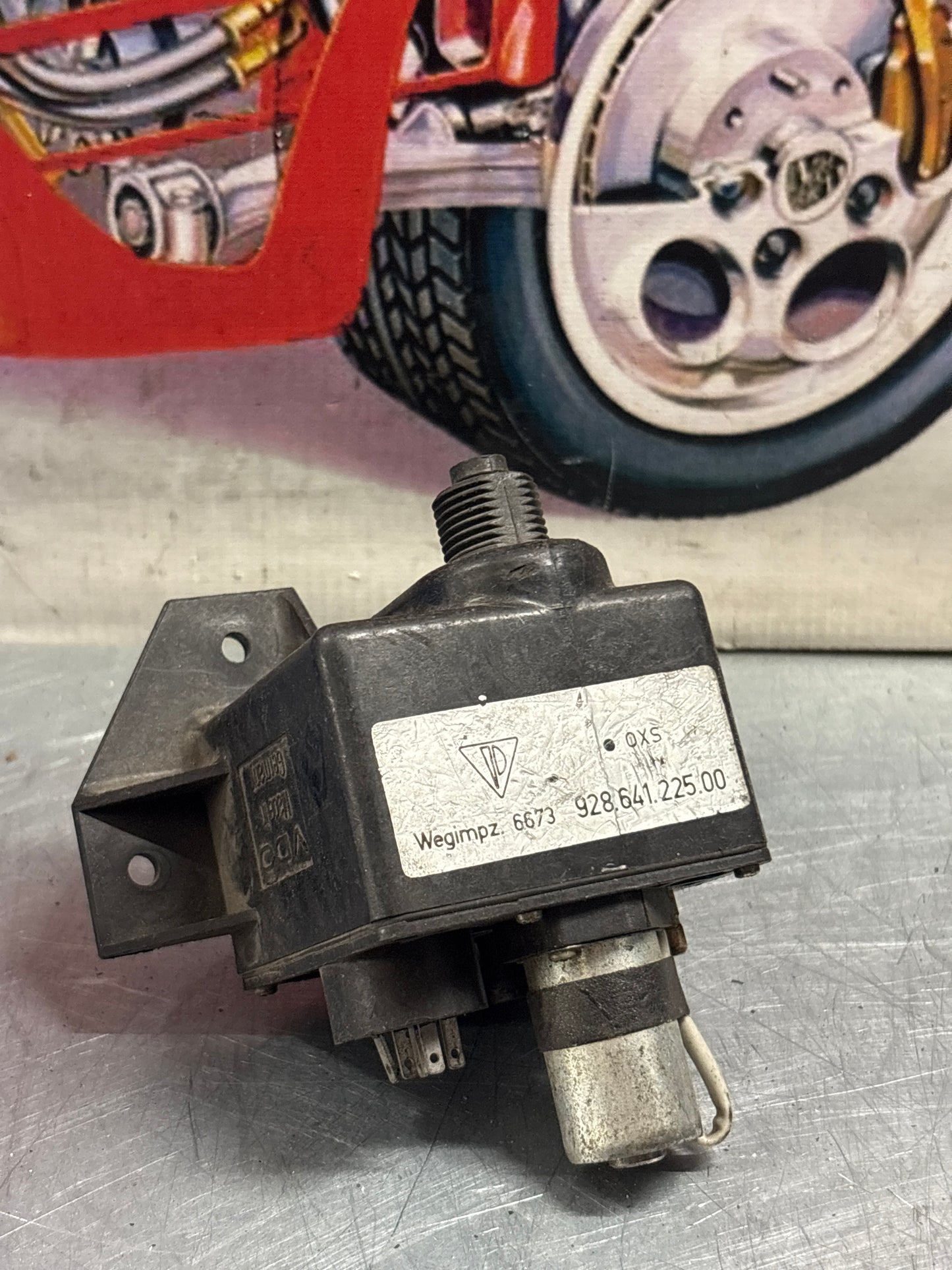 Porsche 928 catalytic converter reset counter switch, used 92864122500