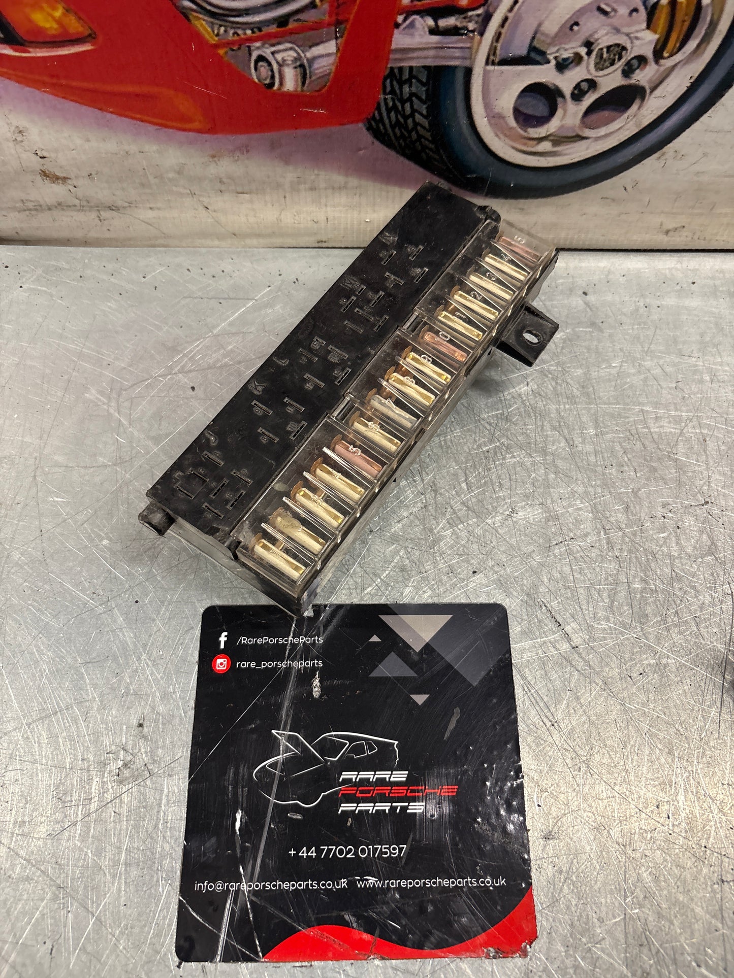 Porsche 924 944 (1979-1989) Fuse Box 477941813 used