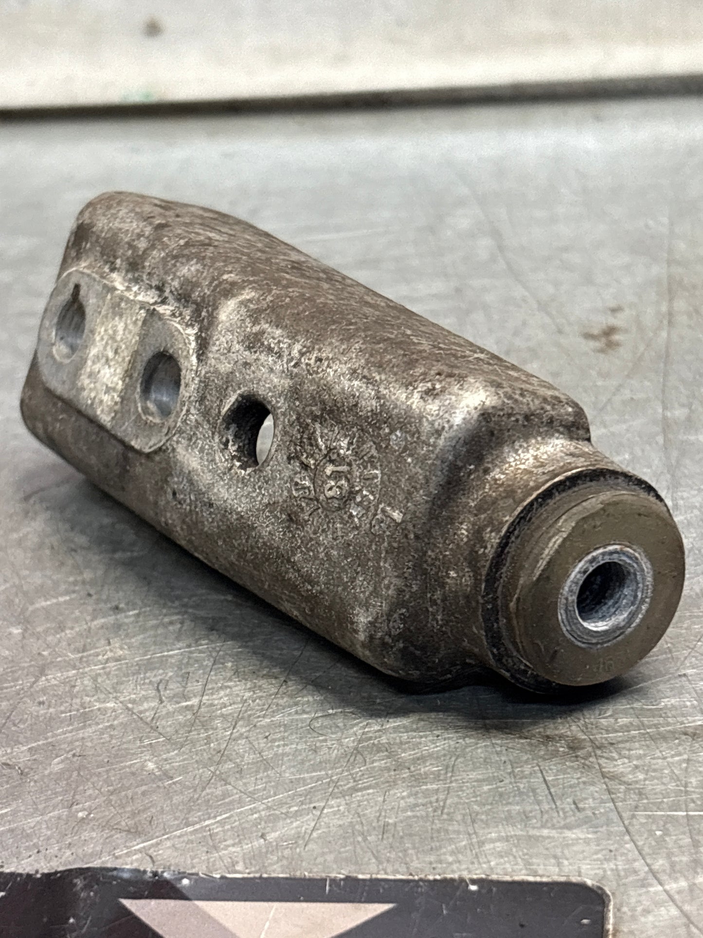 Porsche 924 alternator retaining bar clip, used 93160311300