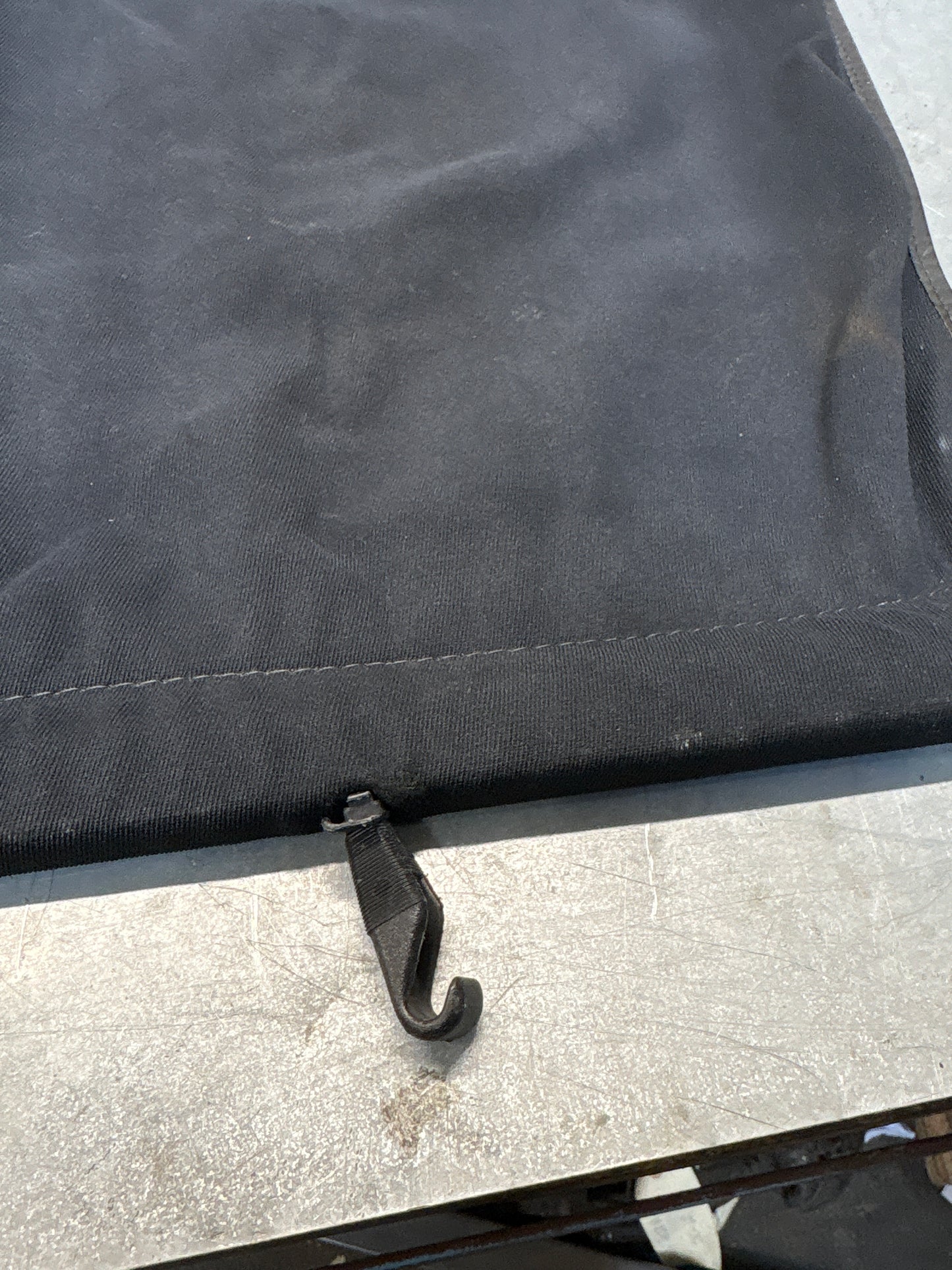 Porsche 944 89- / 968 Rear Luggage compartment cover, BLACK. For cars with rear seats, split 9445550270270G