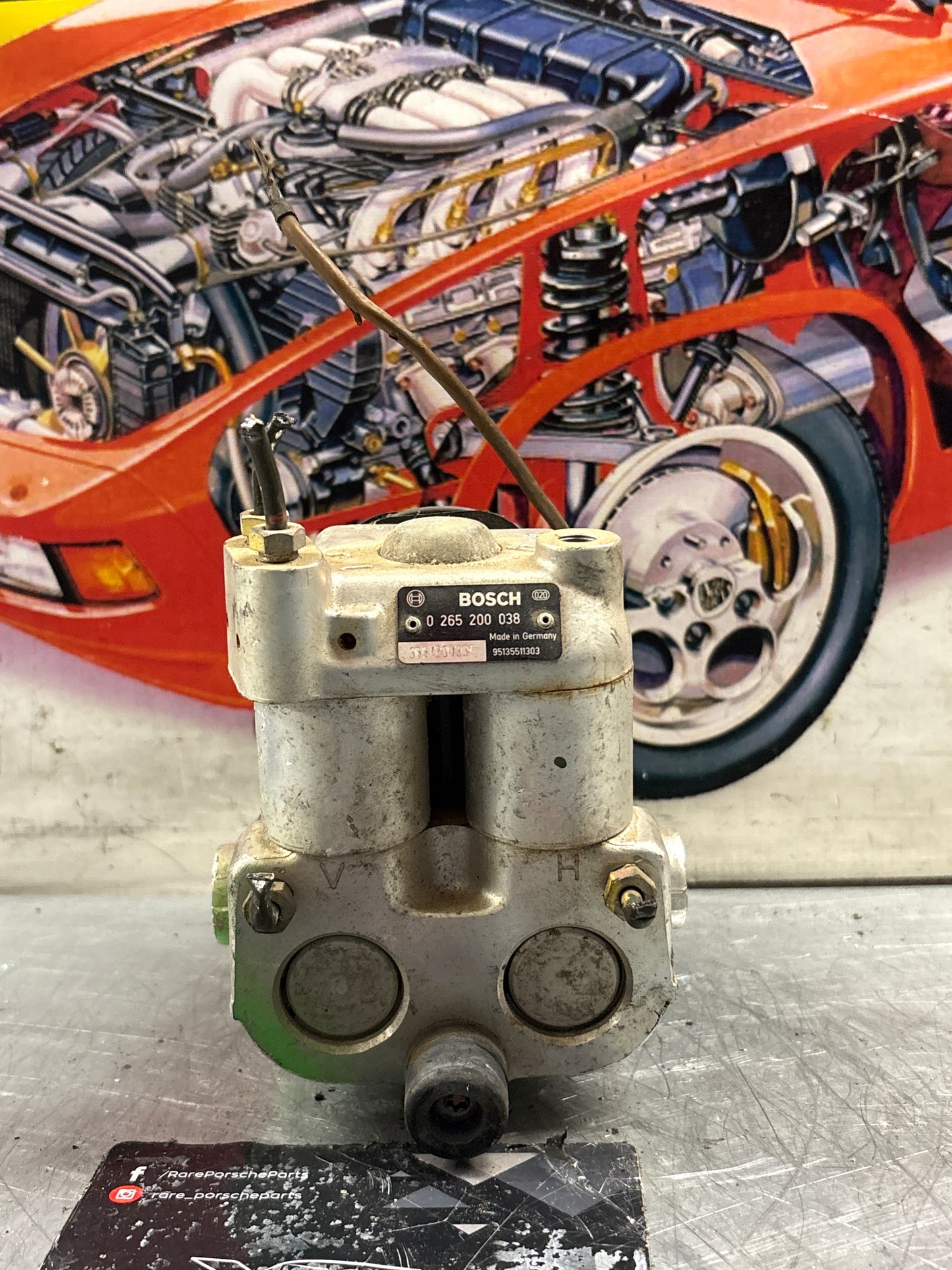Porsche 944 Turbo Bosch ABS pump, used 0265200038 / 95135511303