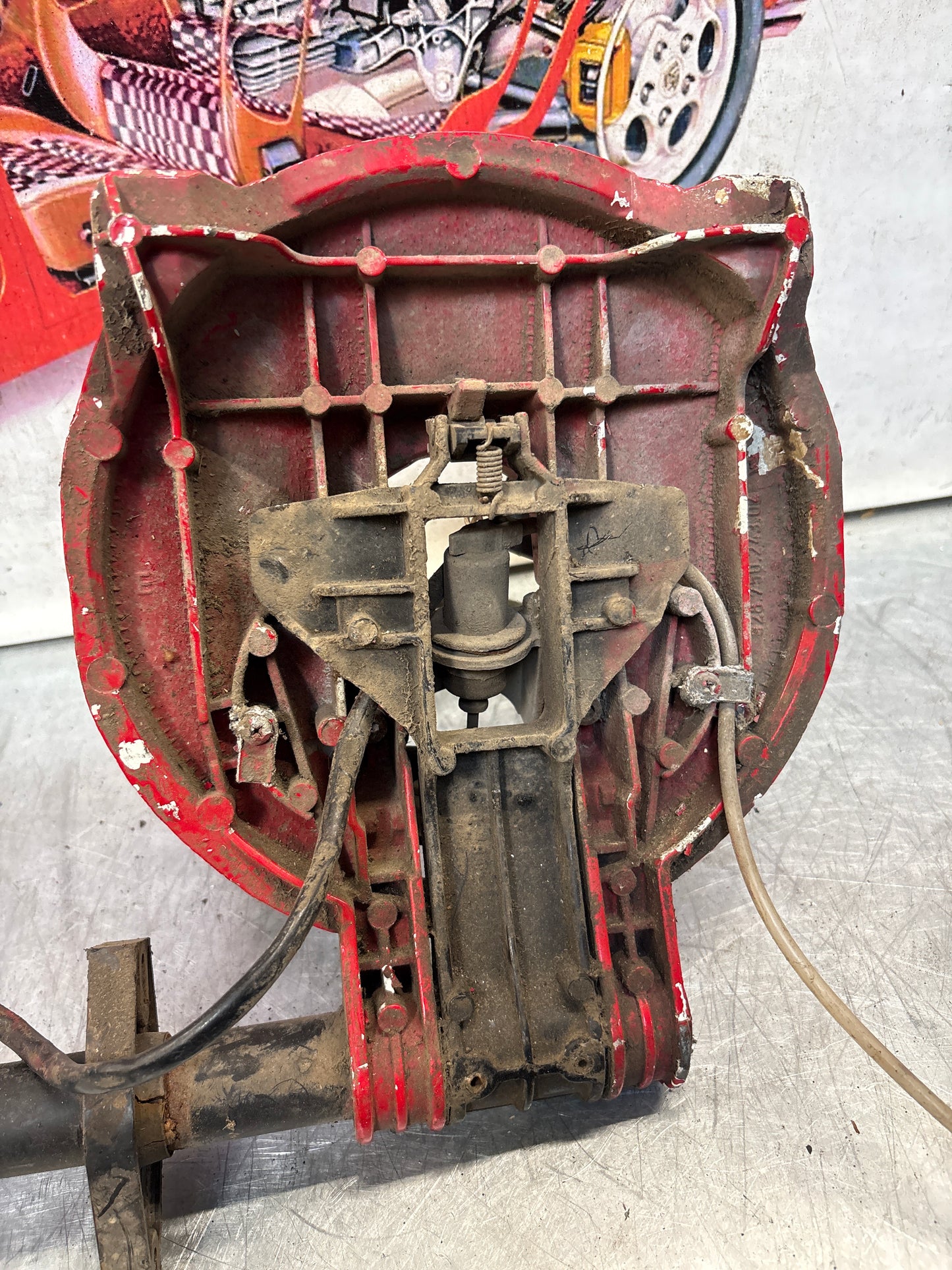 Porsche 928 left headlight swivel frame 92875024902 92875024302 used