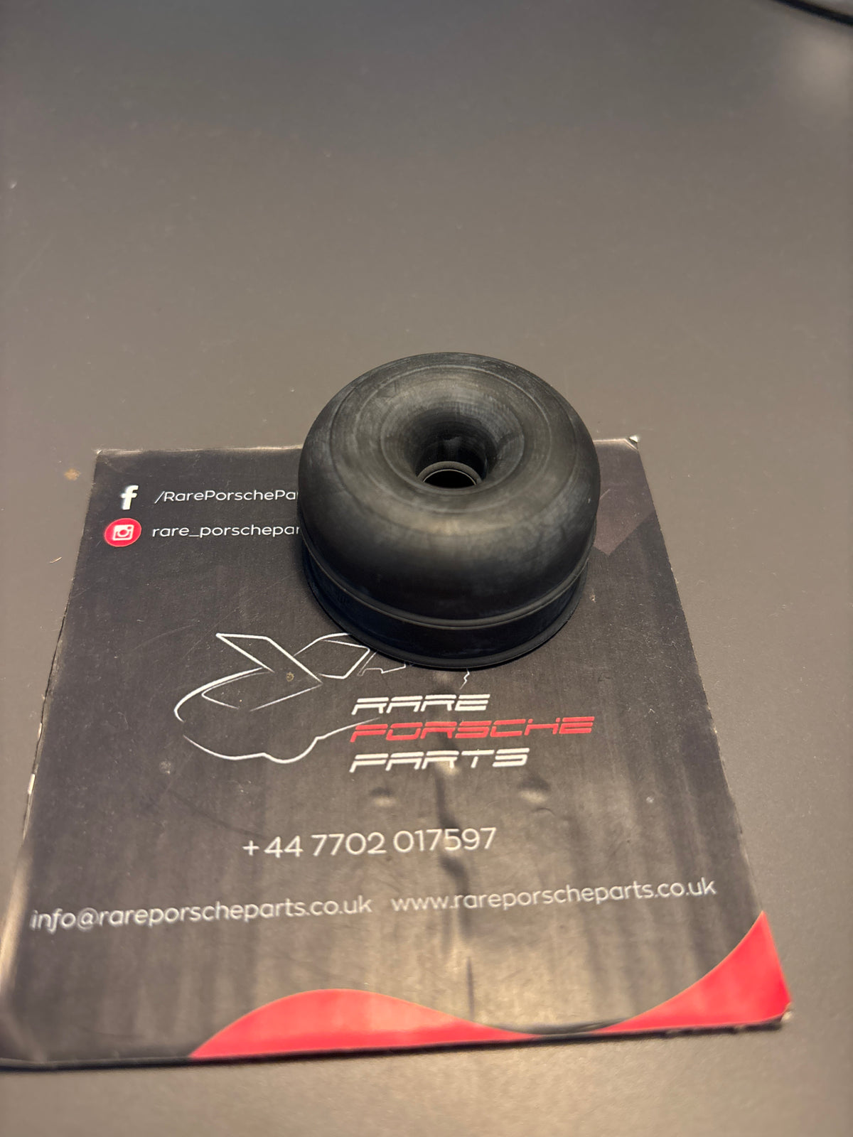 Porsche 928 belt tensioner rubber boot 92810555206, new