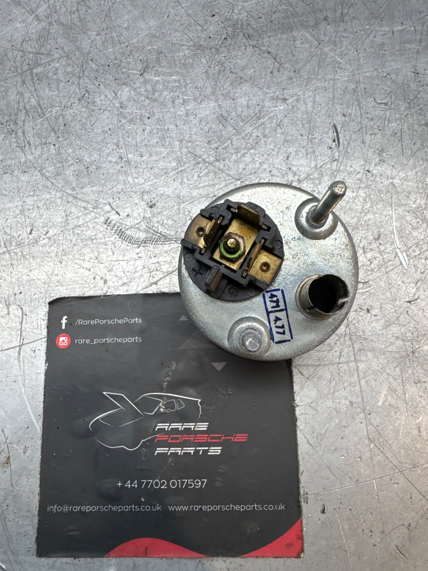 Porsche 924 2.0 oil pressure gauge 10 bar kg/cm2 477919551 used