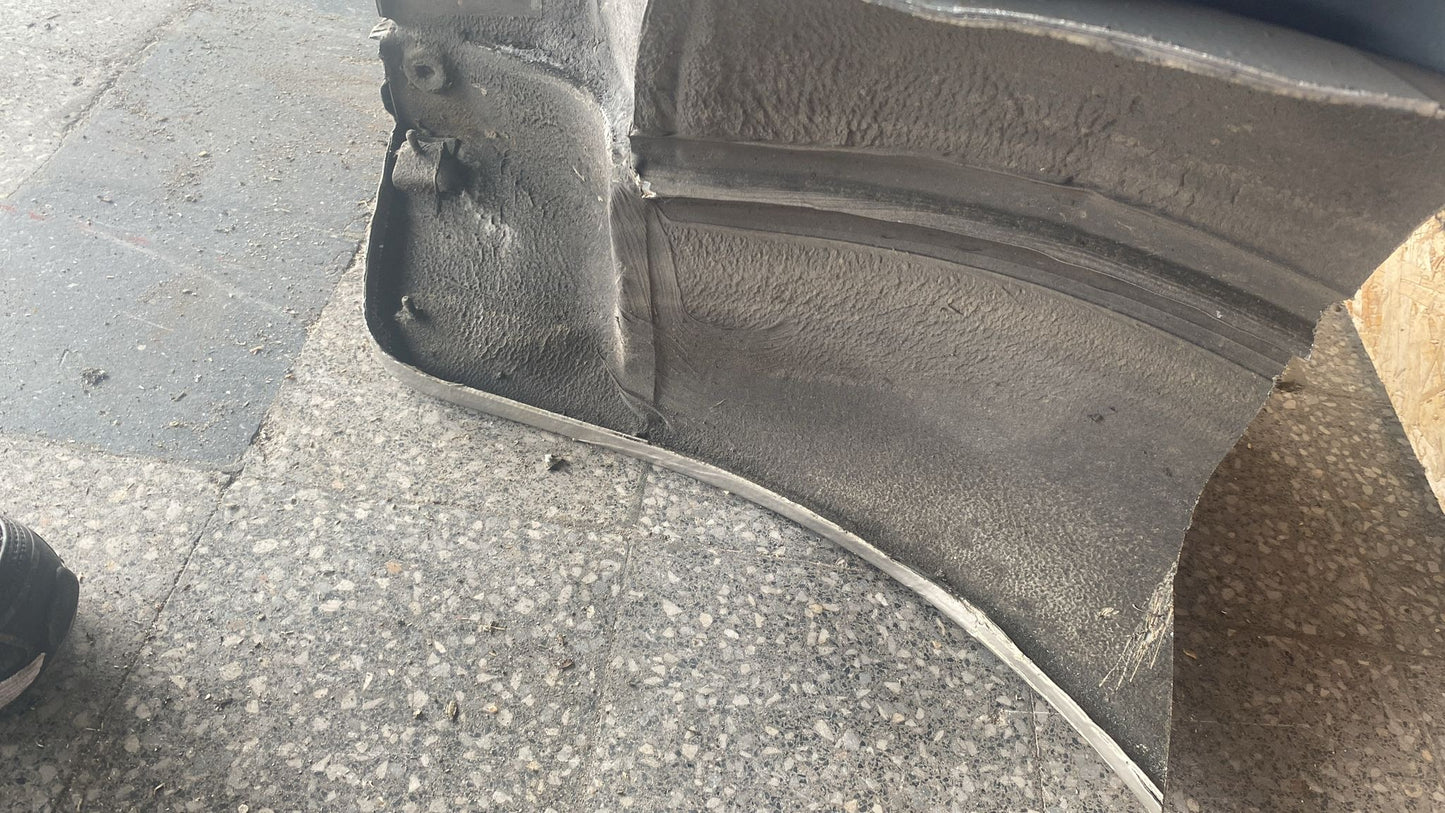 Porsche 944 right sill section cut 94450361200