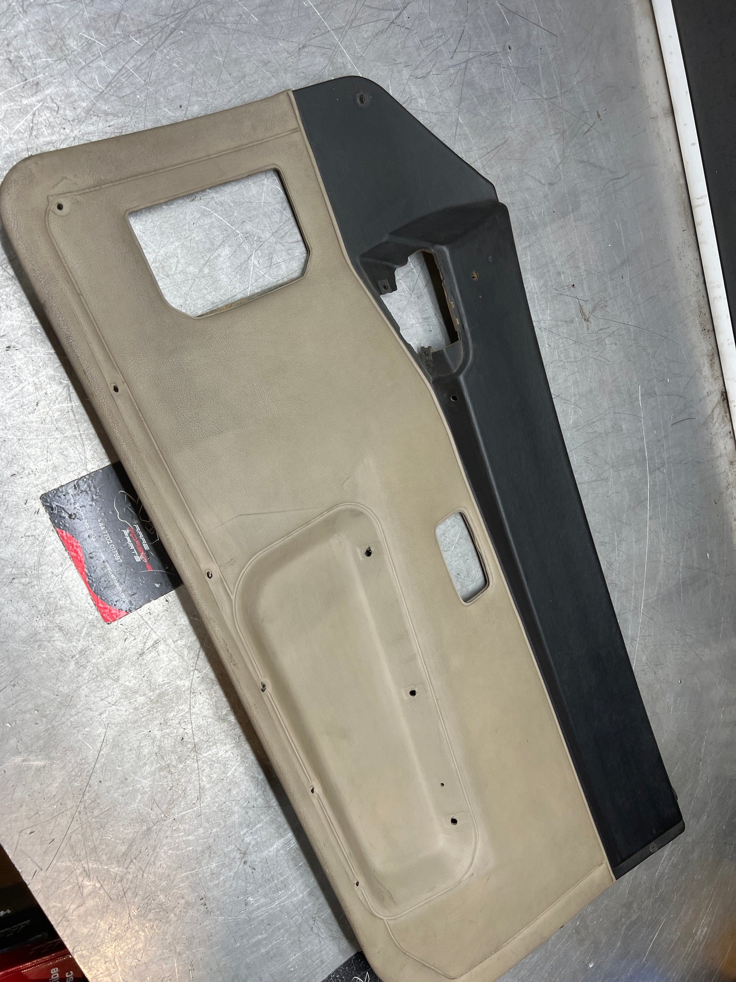 Porsche 944 right door card black / cream for late cars from 85.5 944555018