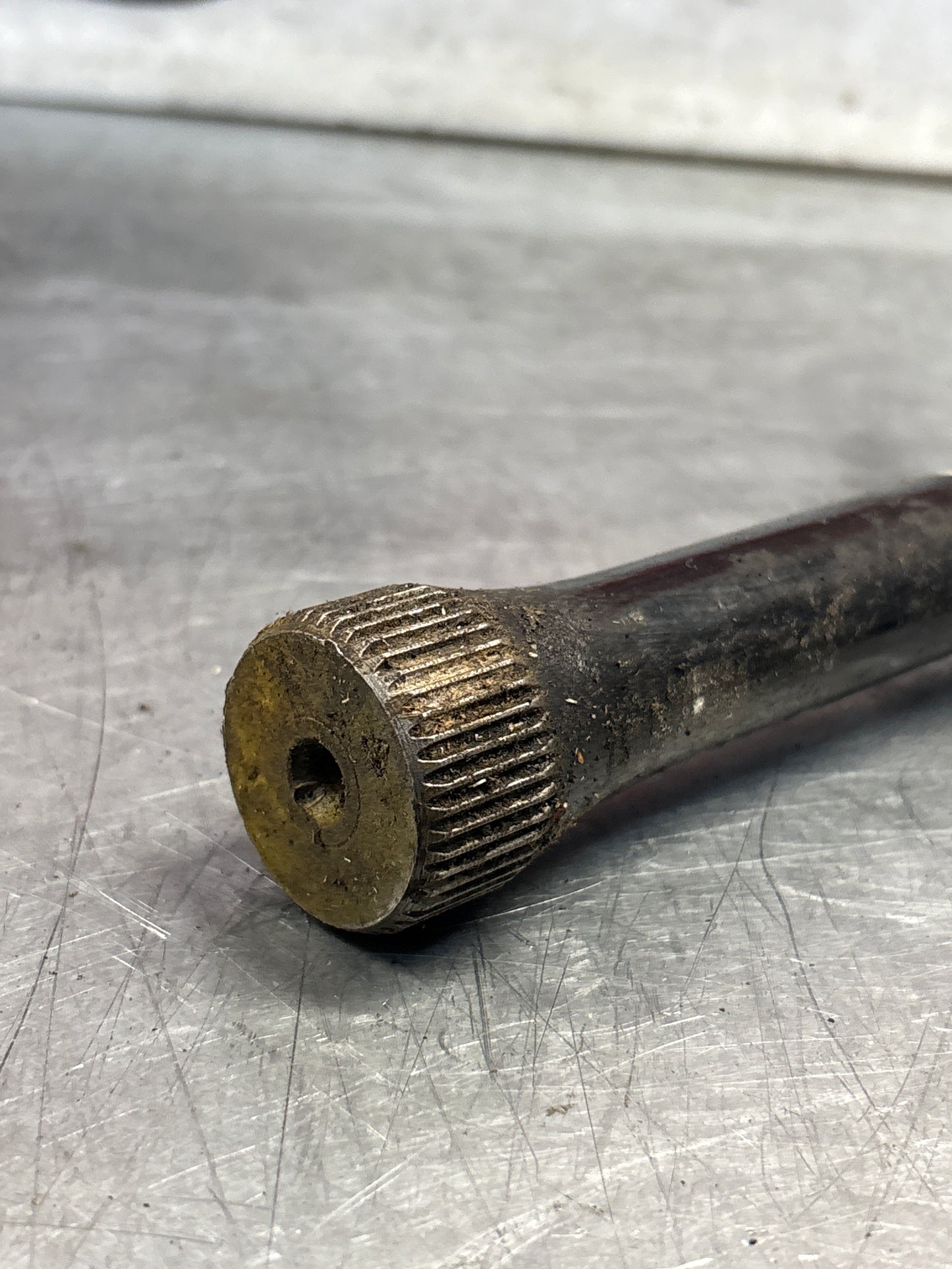 Porsche 944 Turbo rear left Torsion bar, used 95133310330 25,5mm