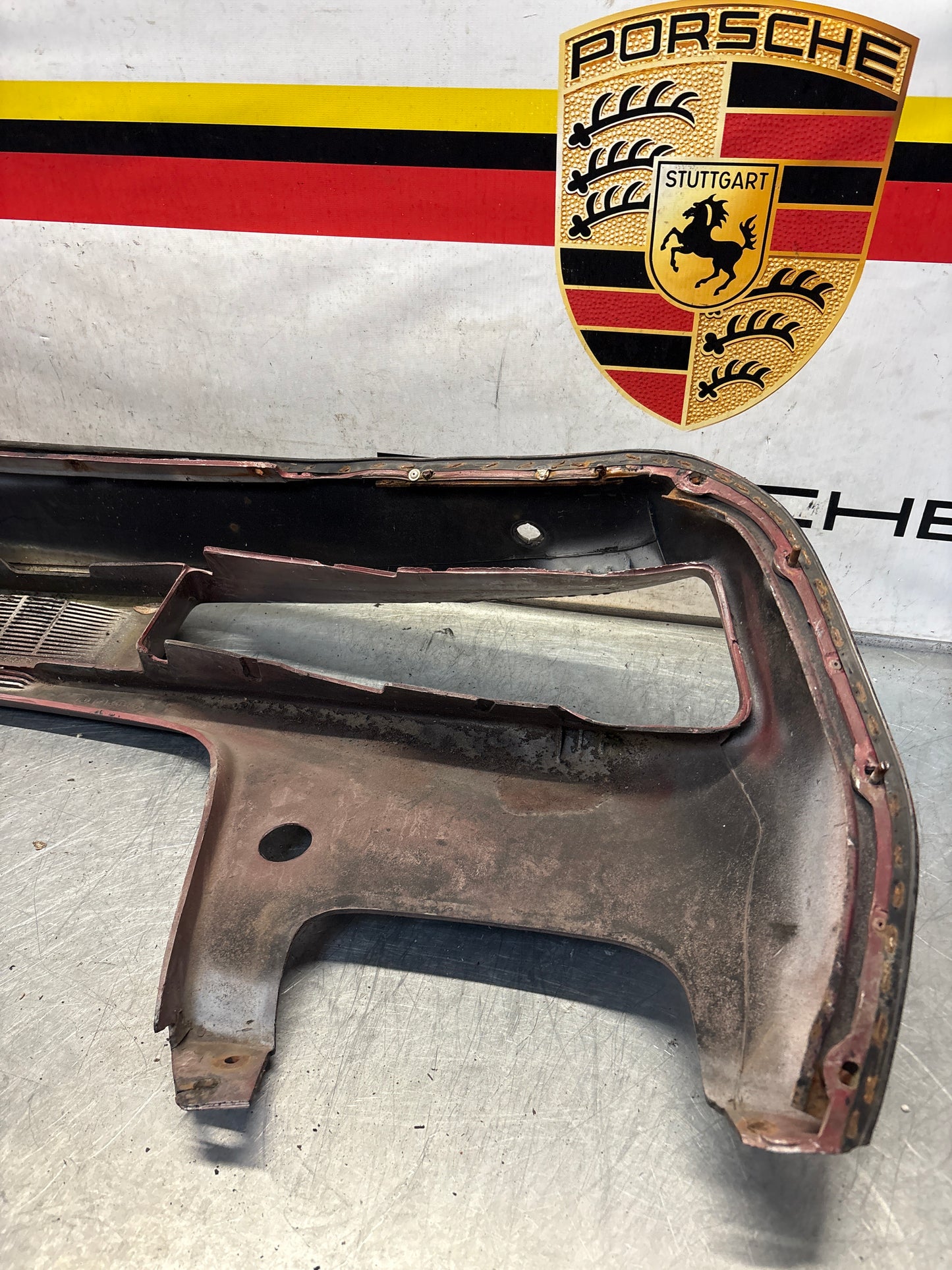 Porsche 928 front bumper cover panel, used 92850501306