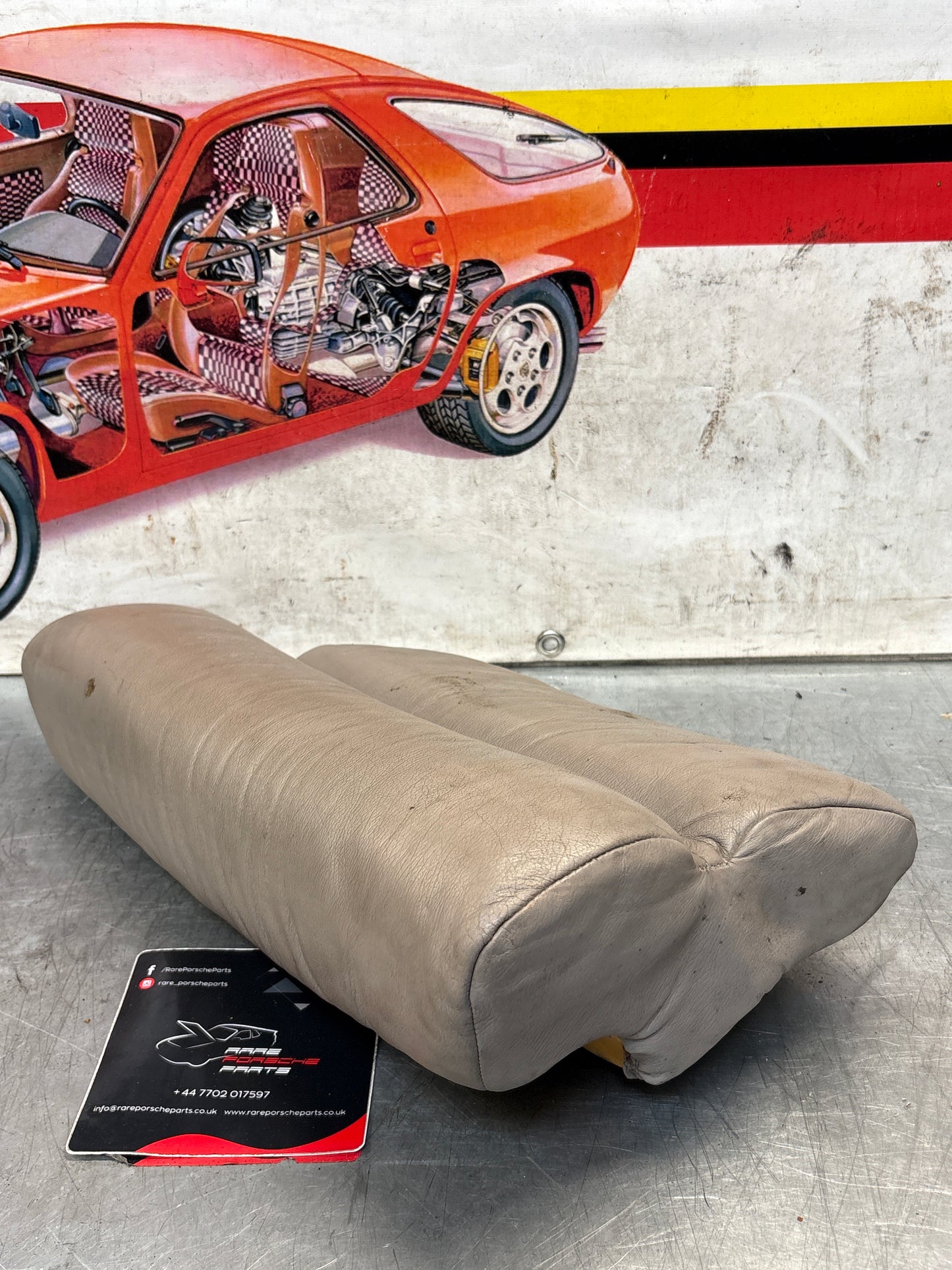 Porsche 928 rear right seat cushion, white, leather, used 92852206051