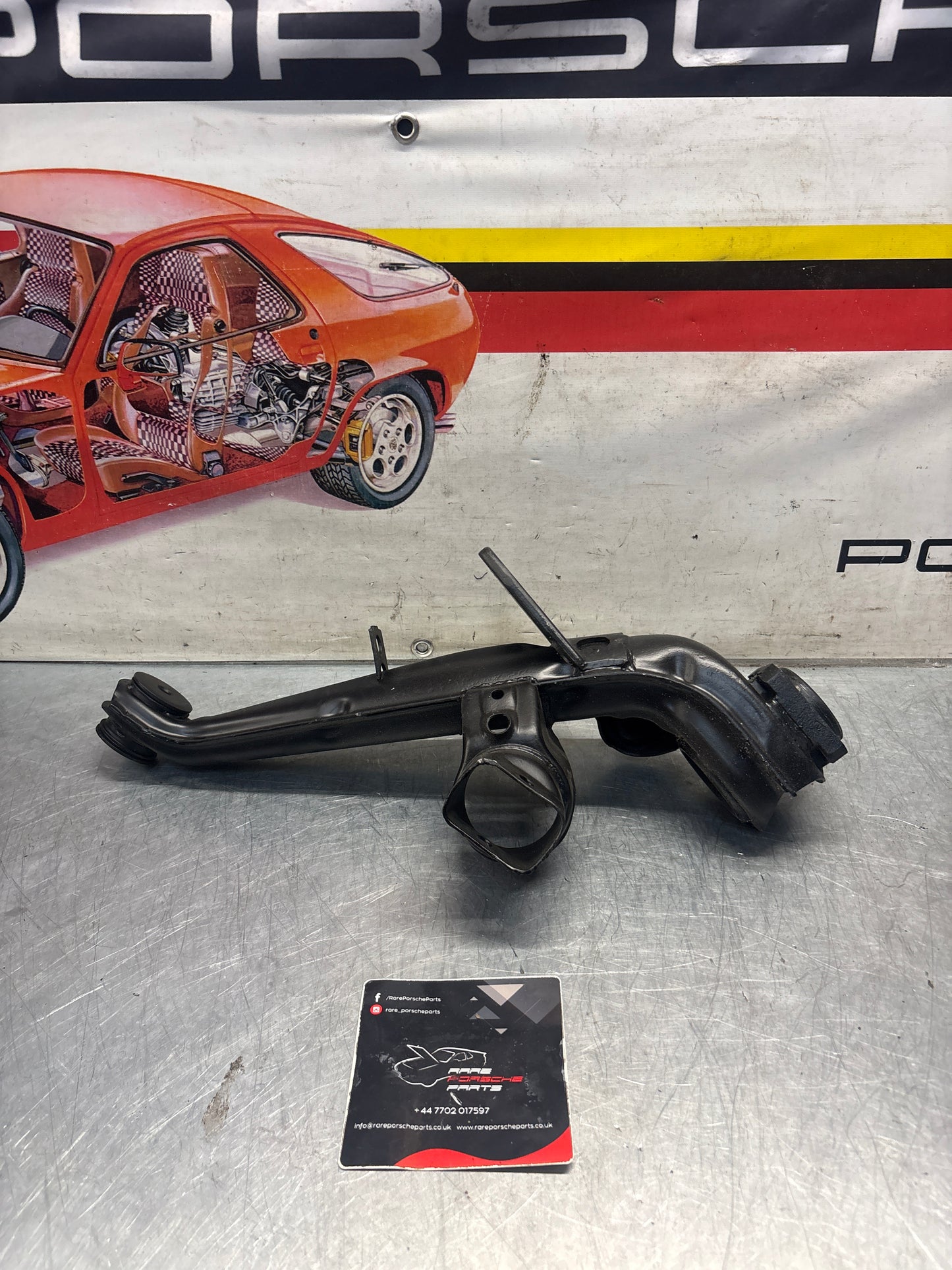 Porsche 924 944  -85.5 Rear left trailing arm,  refurbished 94433102100