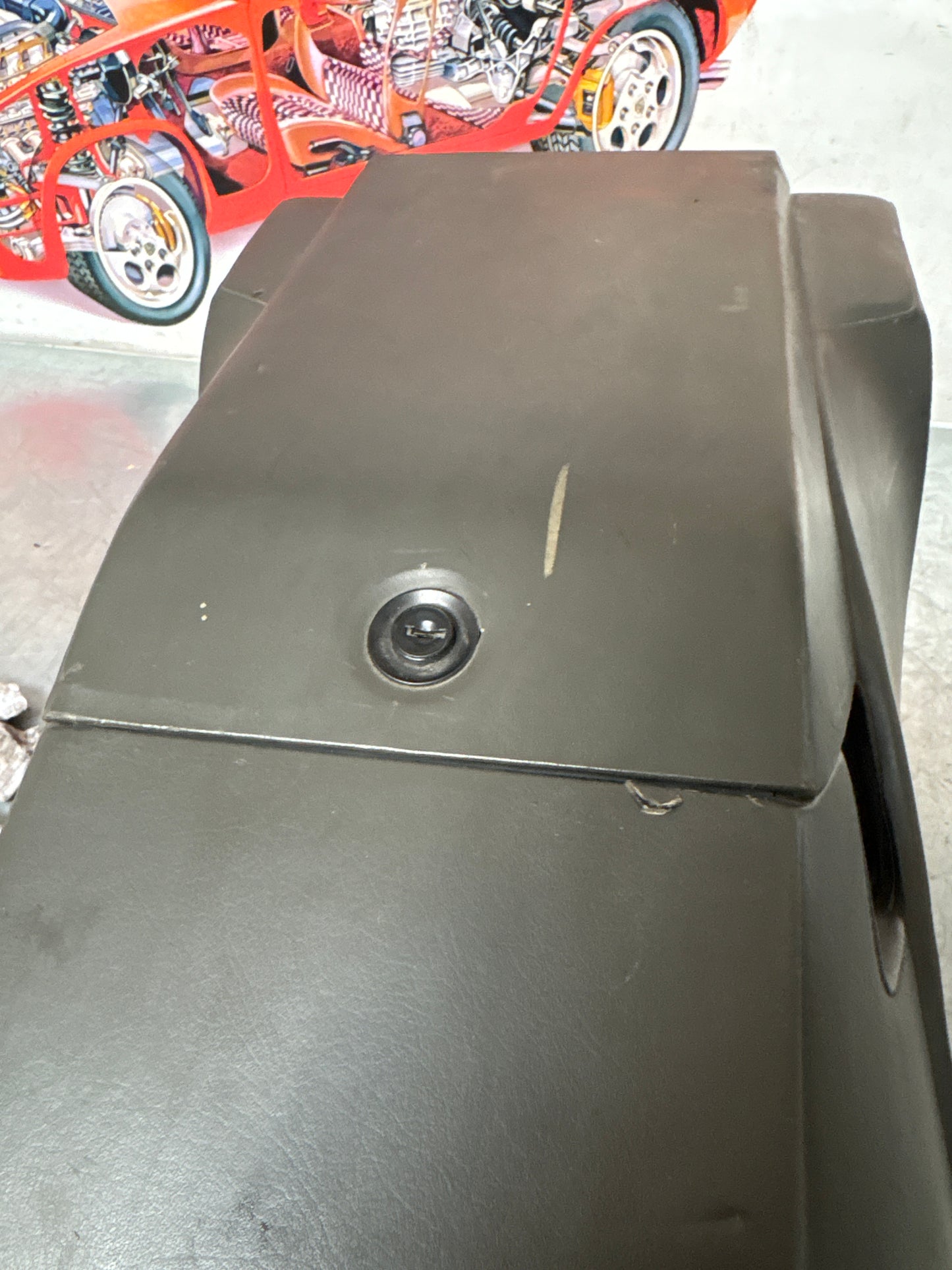 Porsche 928 S center console, rear armrest, Grey, no key 92852206757 used