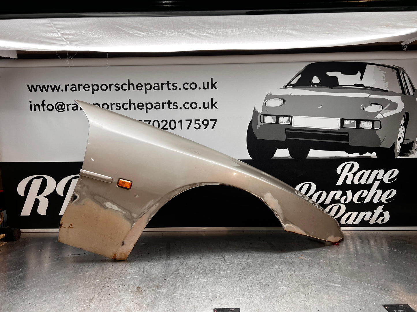 Porsche 944 S2 Turbo right front wing in need of repair, 95150302203 used