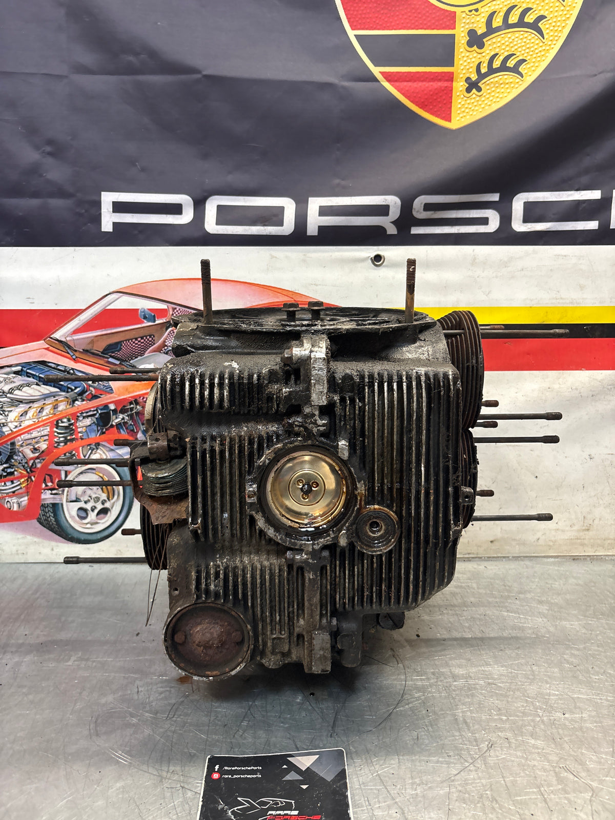 Porsche 914 1.7 engine with cylinder heads, pistons and crankshaft, spares or repair EA044375