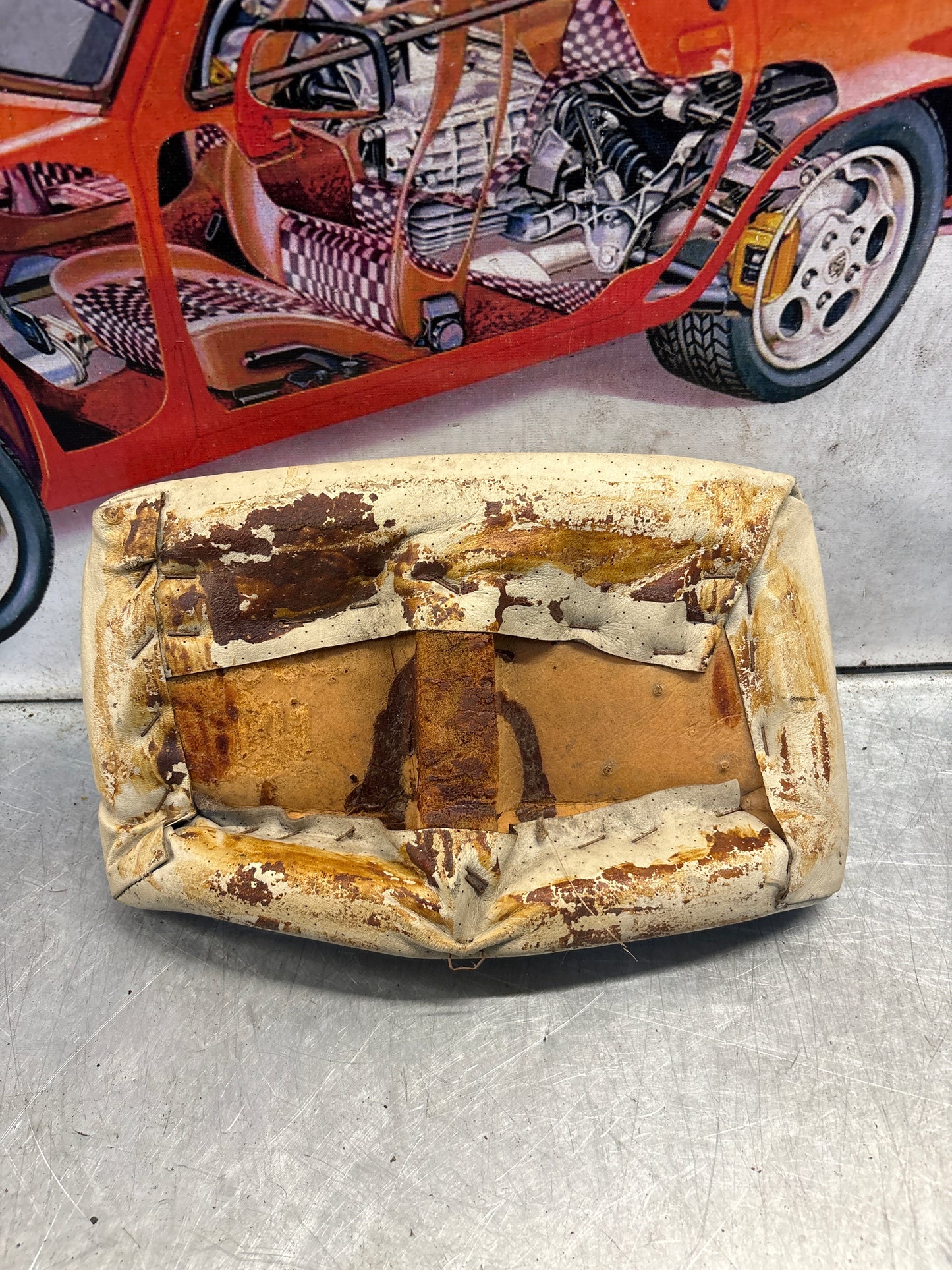 Porsche 928 rear right seat upper cushion, leather, beige, used 92852204650