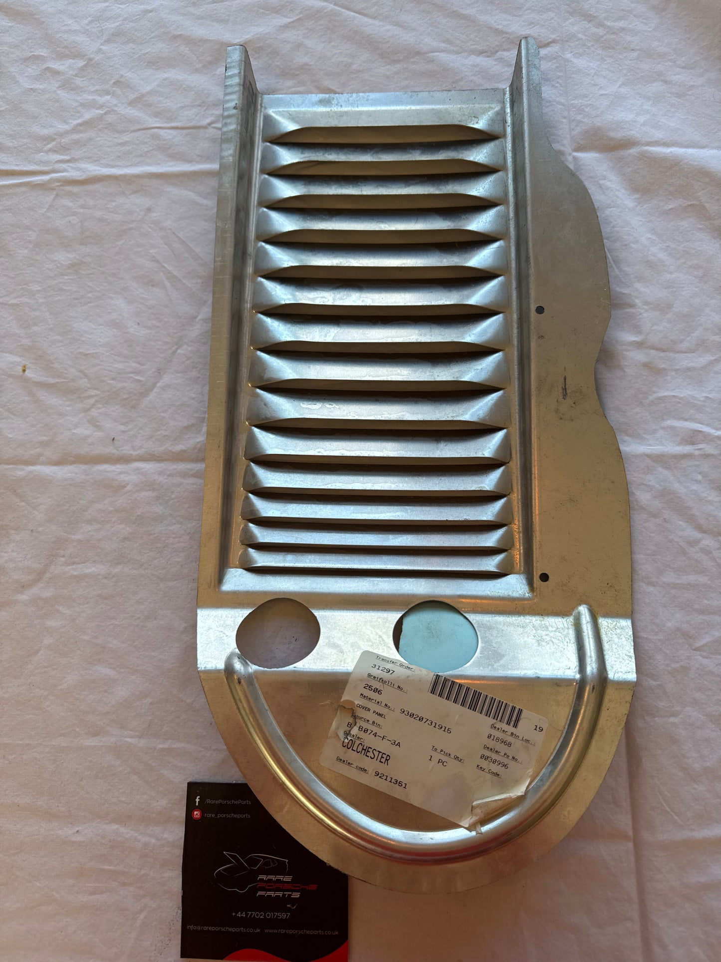 Porsche 911 cover plate front 93020731915 NOS