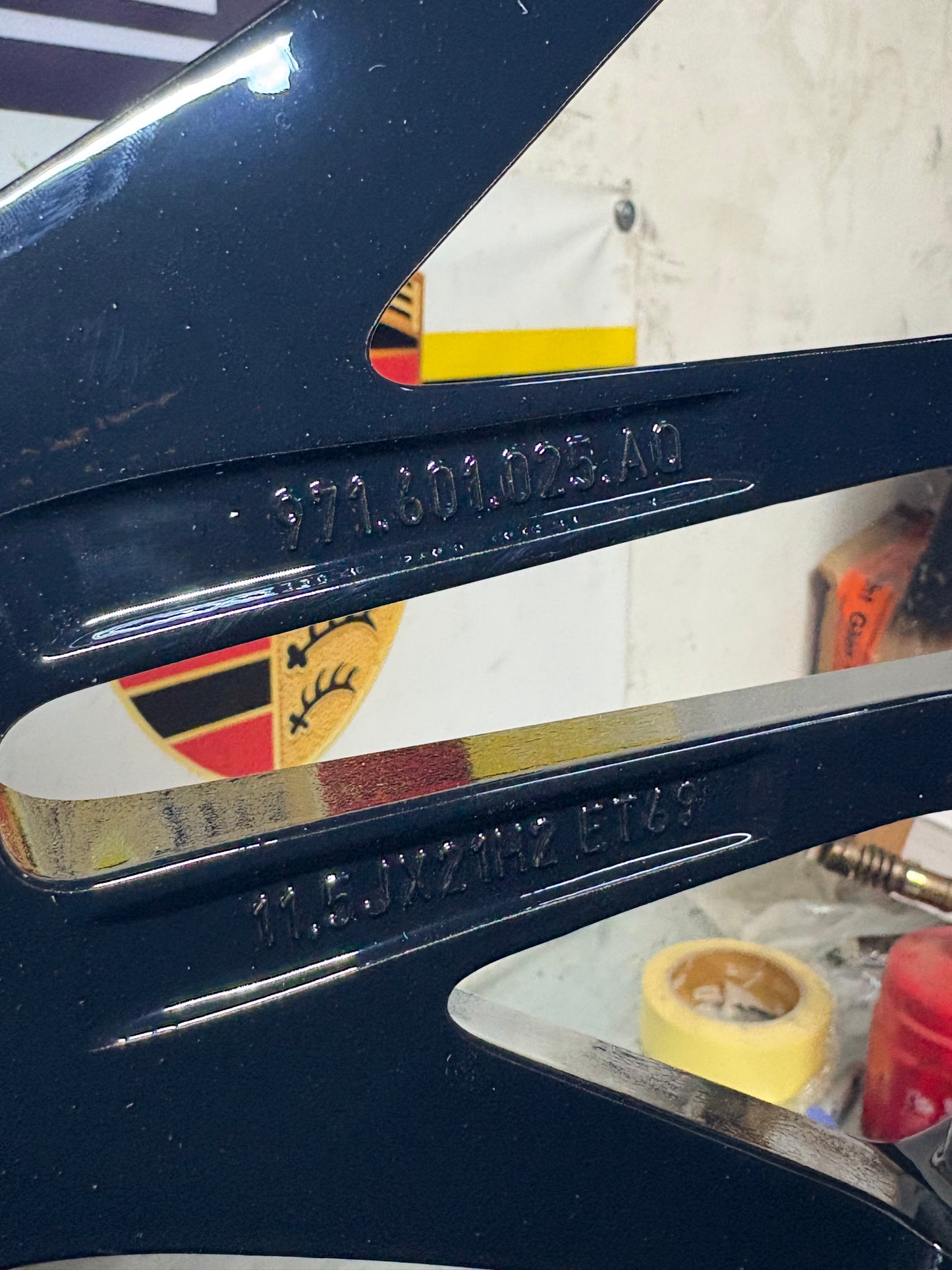 Porsche Panamera 11.5Jx21” ET69 alloy wheel 971601025AQ very nice condition, used