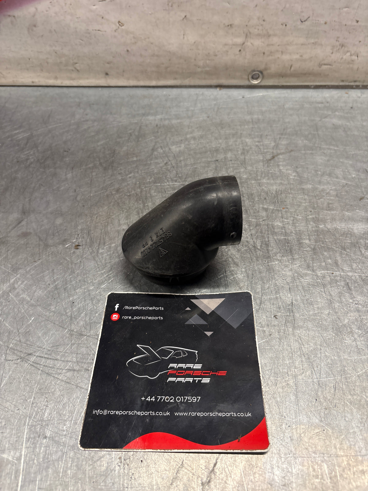 Porsche 911 964 air duct guide, used 96457224100