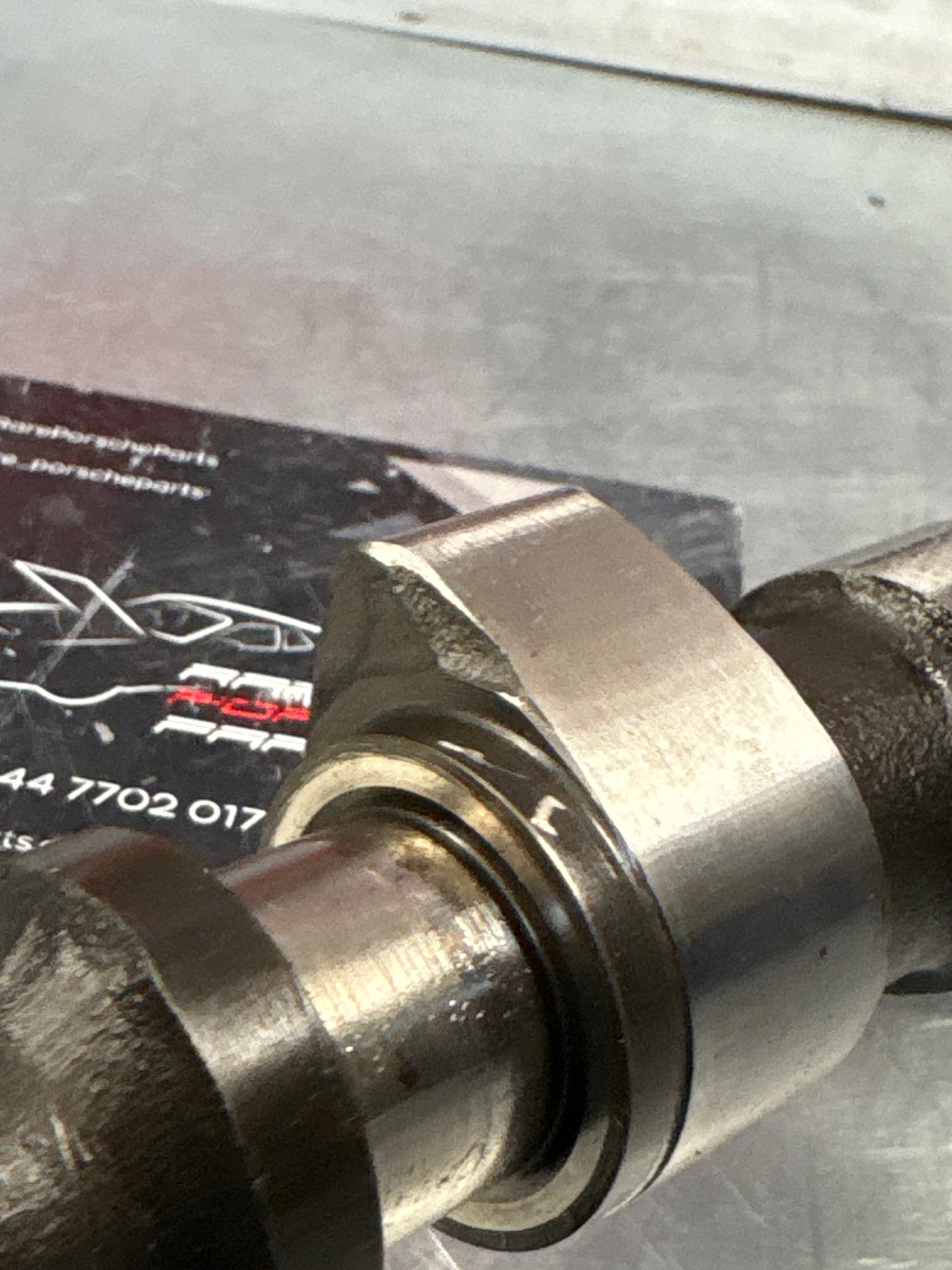 Porsche 924 / 924 Turbo chamshaft 046109021 used