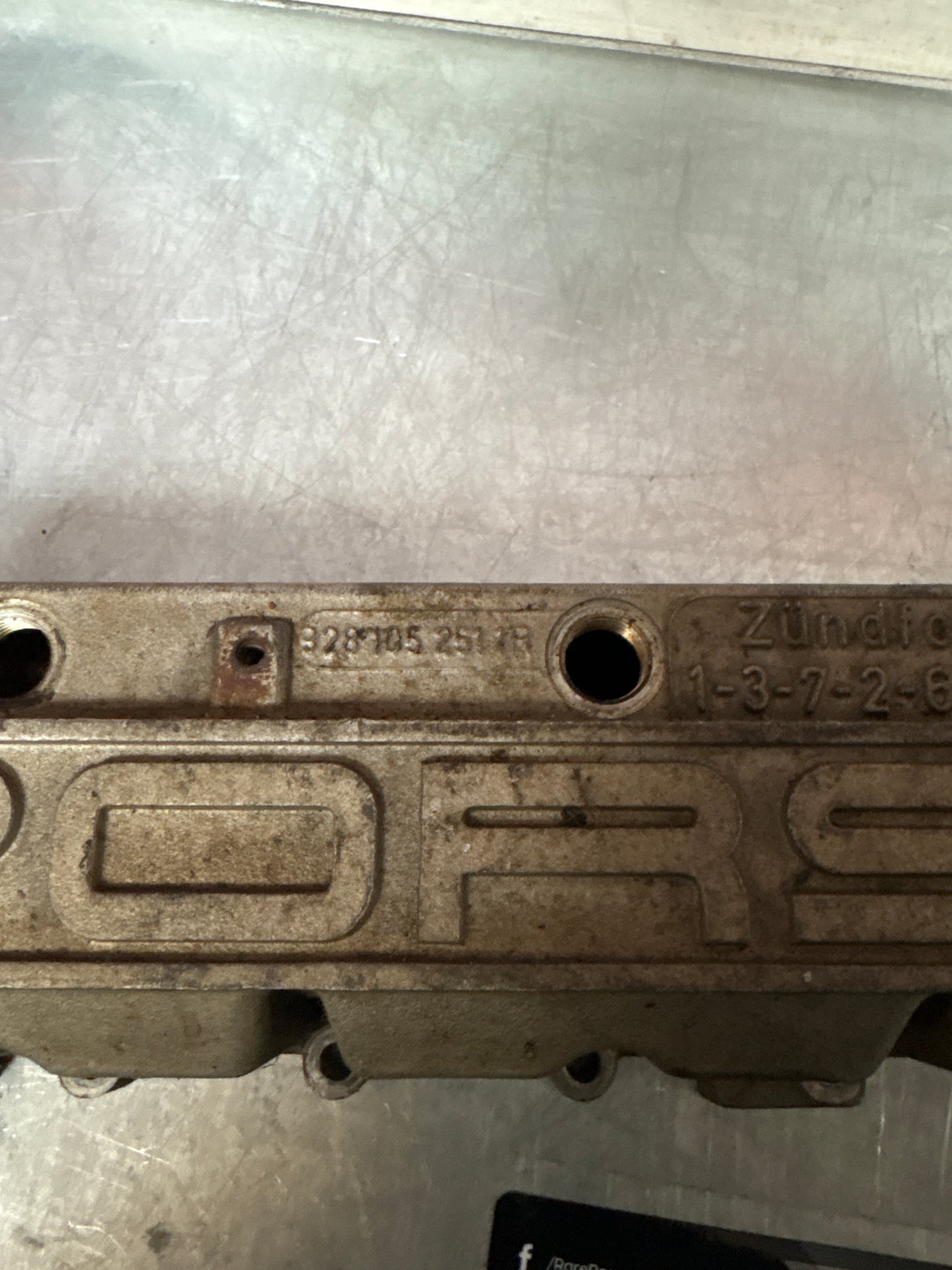 Porsche 928 S2 Cam Carrier 9281052511R used bare unit