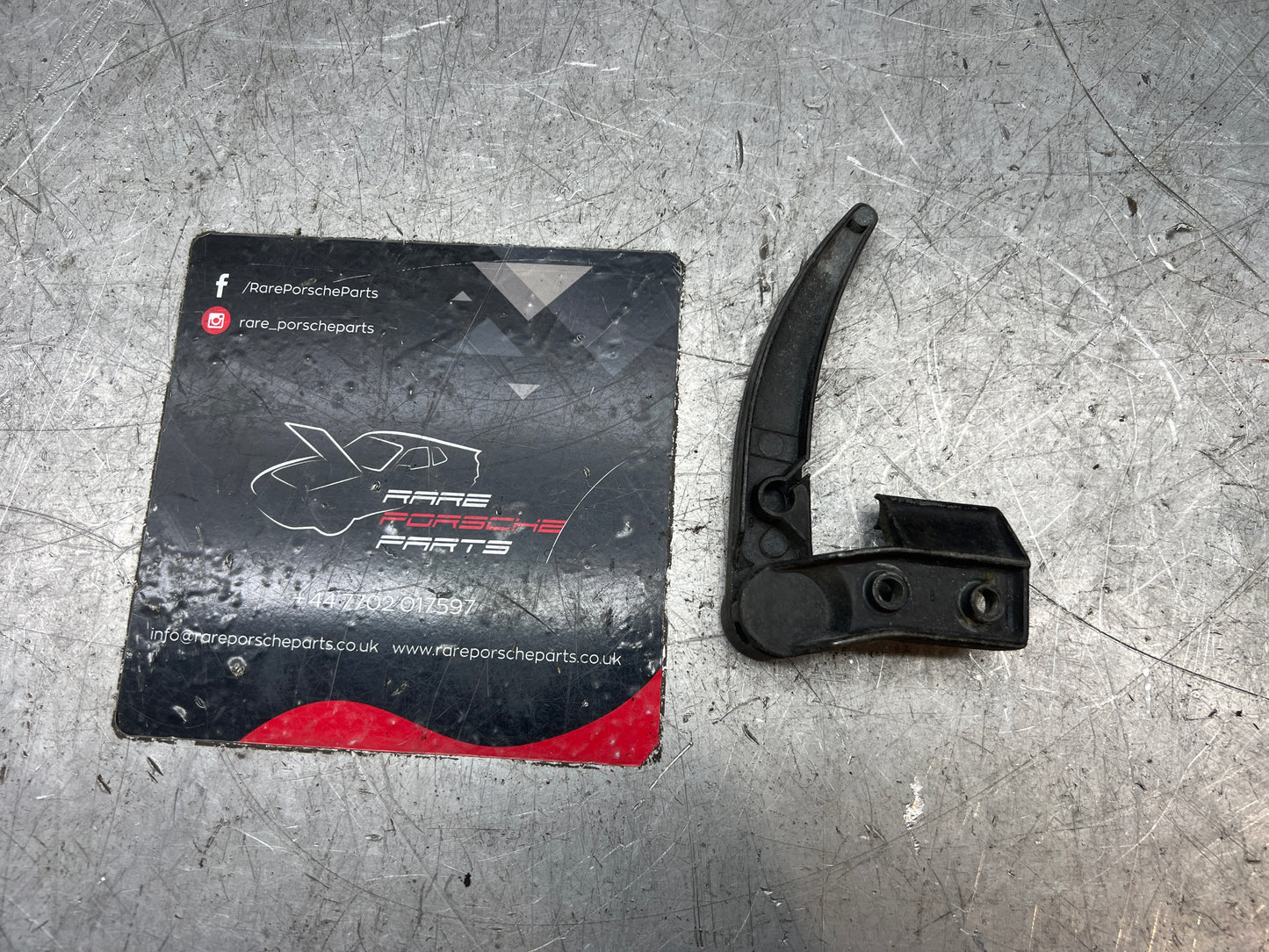 Porsche 924/944 bonnet release handle early type, used 477823531