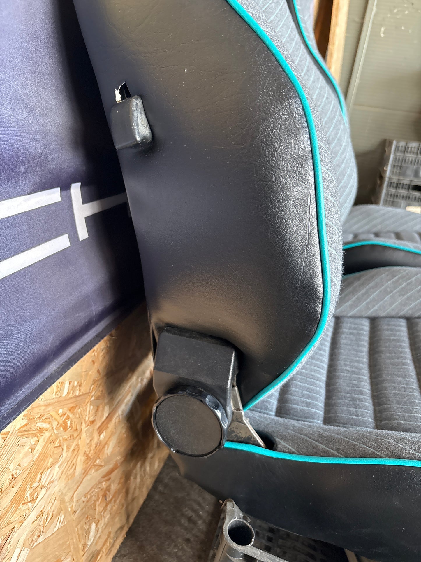 Porsche 924S Le Mans Recaro Sport seats set