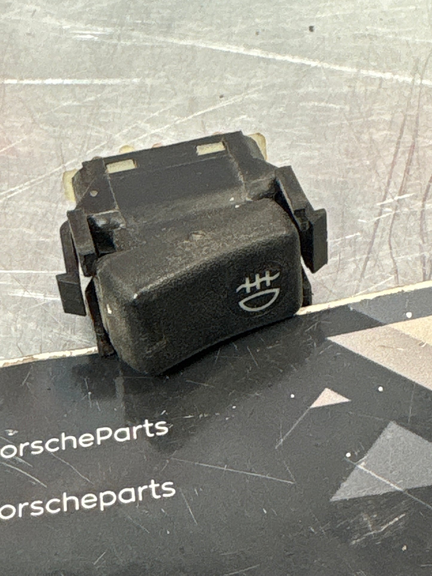 Porsche 944 Rear fog light switch 94461312000 Used
