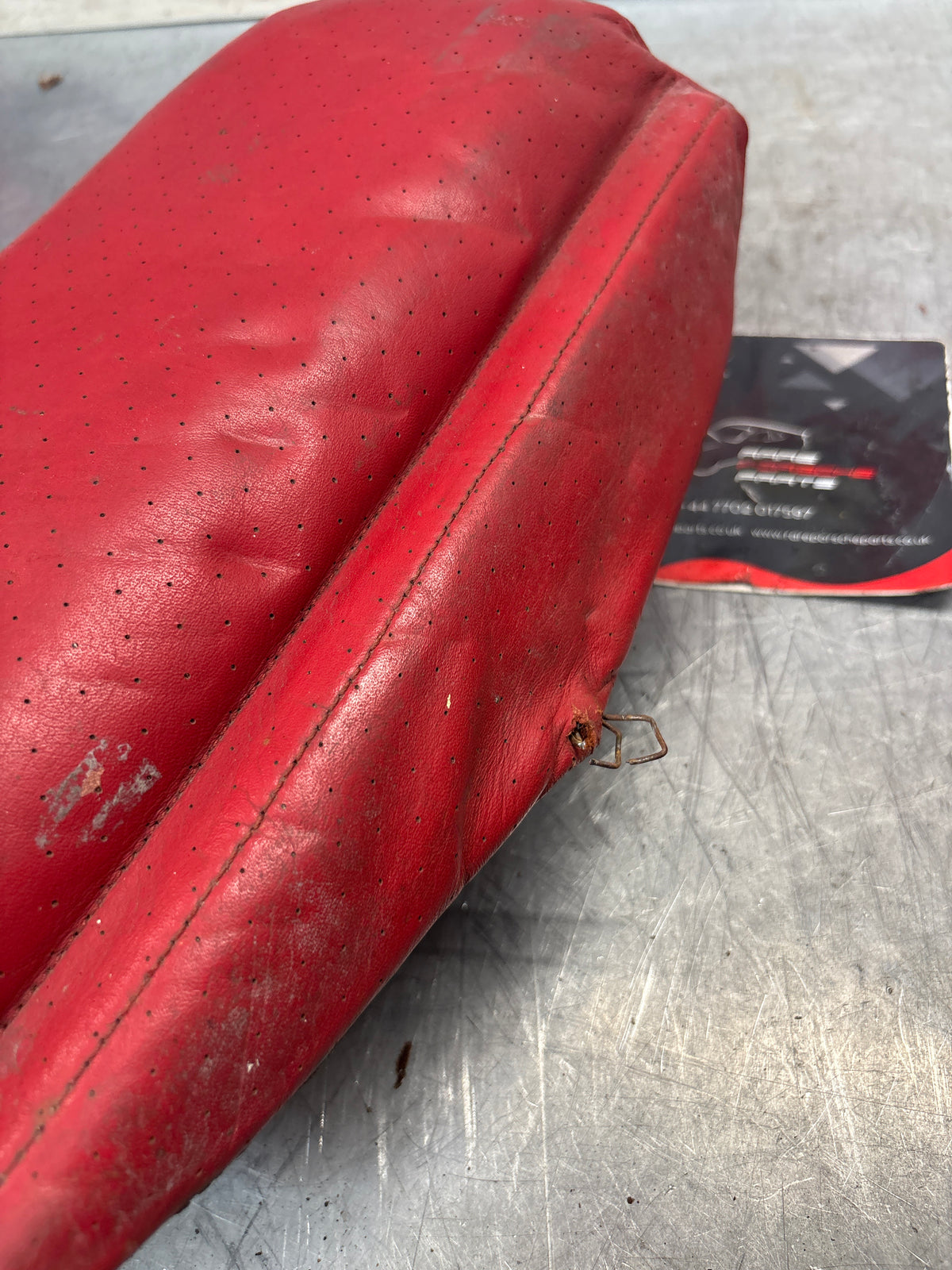 Porsche 928 rear left seat centre cushion, can-can red , leather, used 92852208751