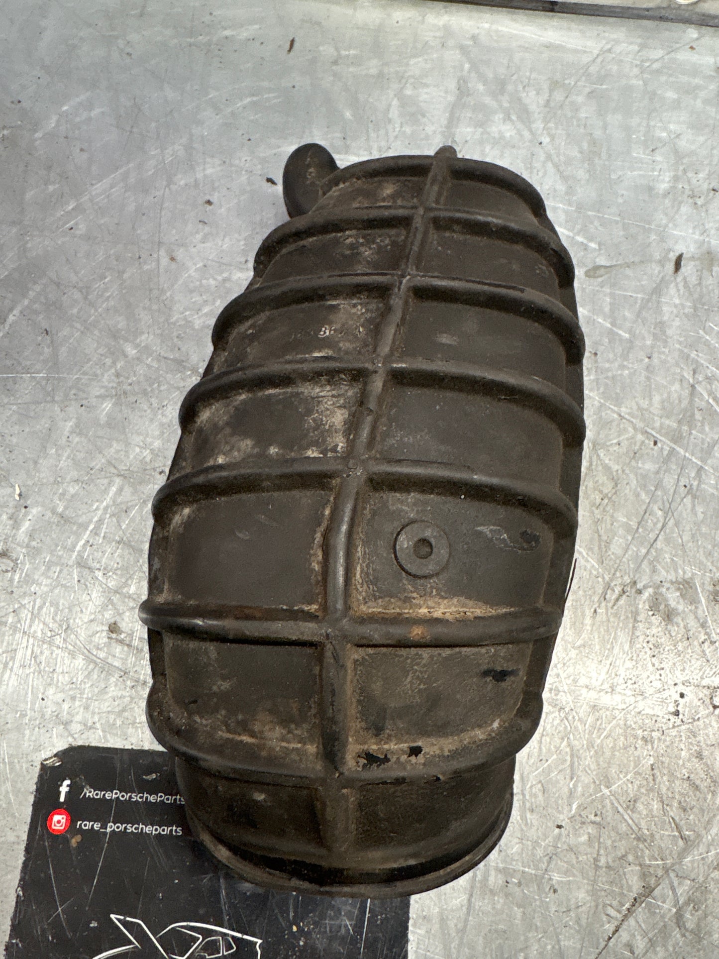 Porsche 924 fuel metering head to air intake 047133367A 047 133 367 A