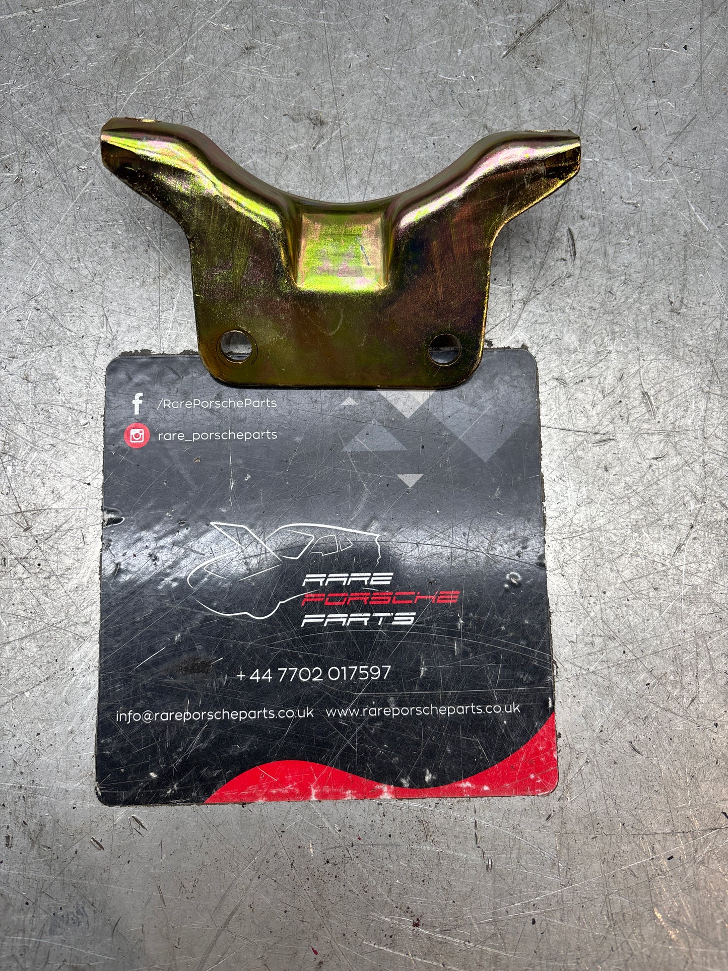 Porsche 928 exhaust hook, bracket for manual gearbox refurbished 92811106100