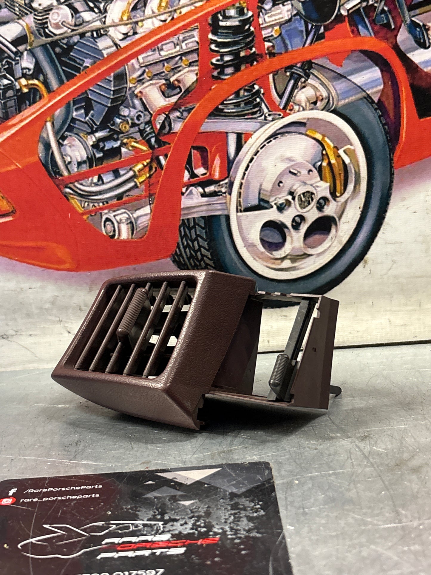 Porsche 944 burgundy Left Interior dash air vent. 94457225100 944 527 251 00 used