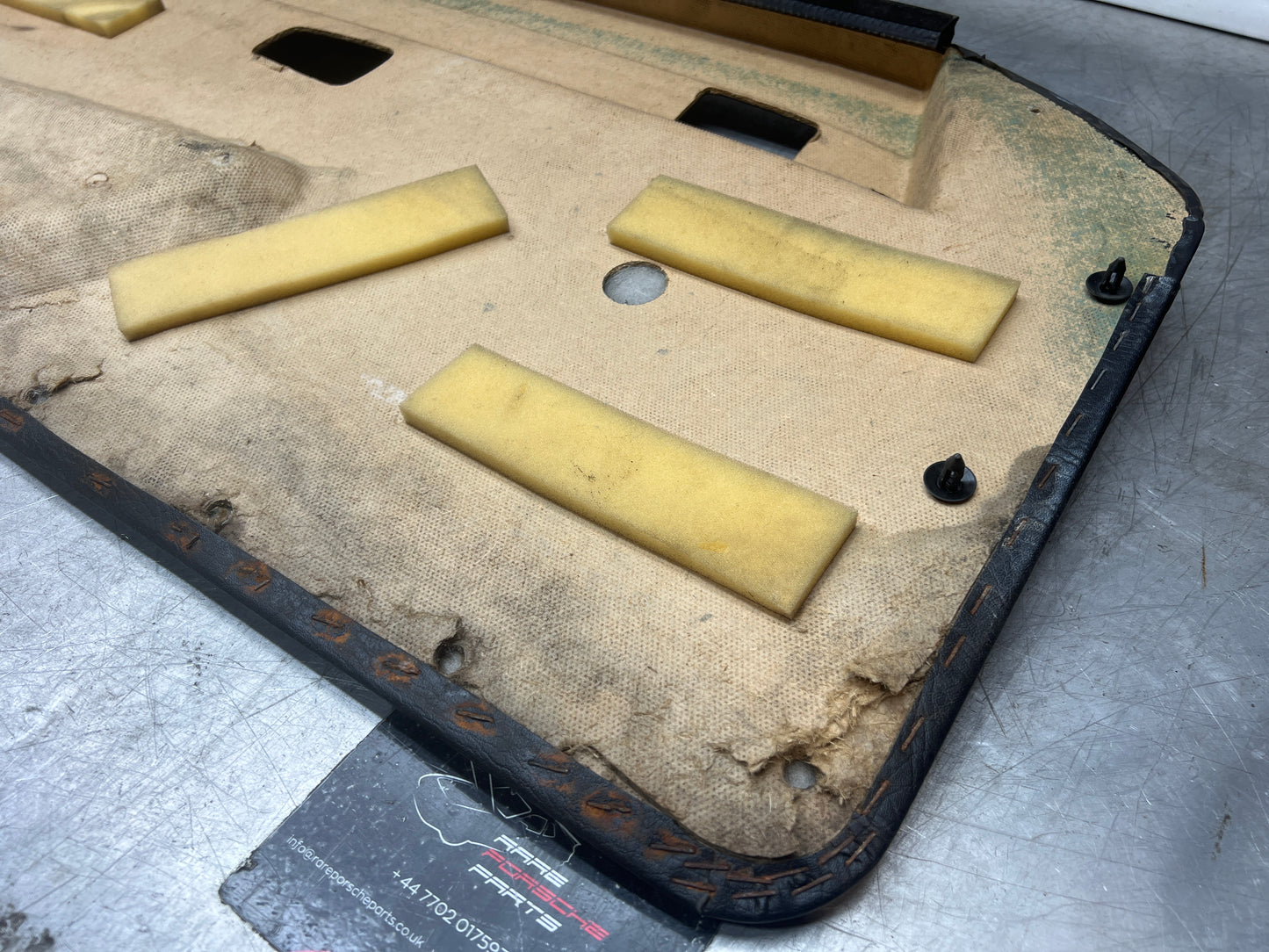 Porsche 924/944 early Porsche scripted door card used good condition right side, Rhd, 478867012